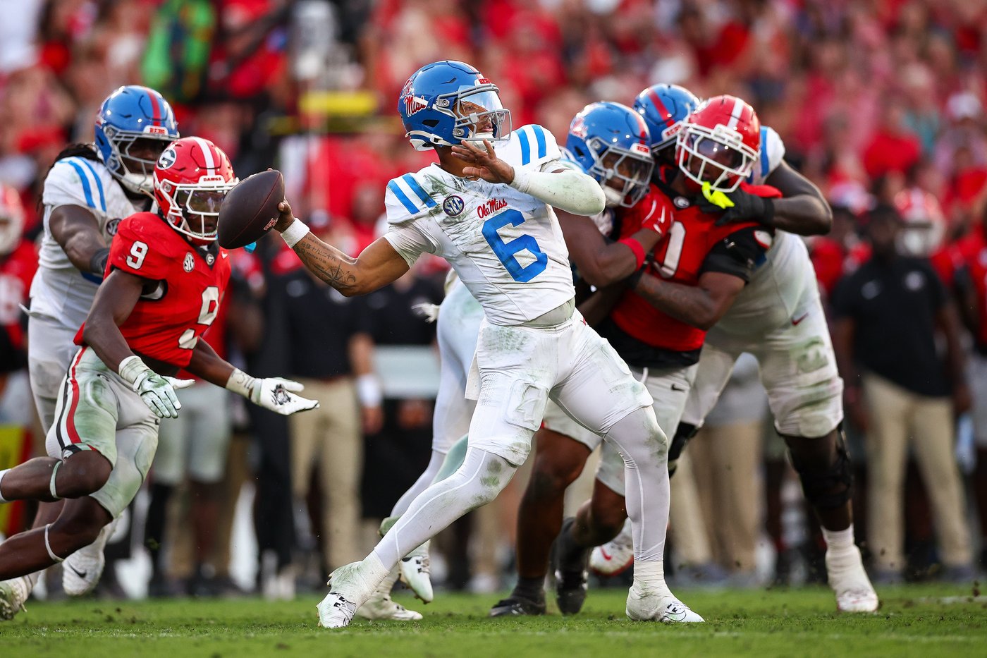 Oklahoma's top-ranked defense faces Ole Miss' high-powered offense in SEC showdown | iNFOnews.ca Oklahoma's top-ranked defense faces Ole Miss' high-powered offense in SEC showdown | iNFOnews.ca