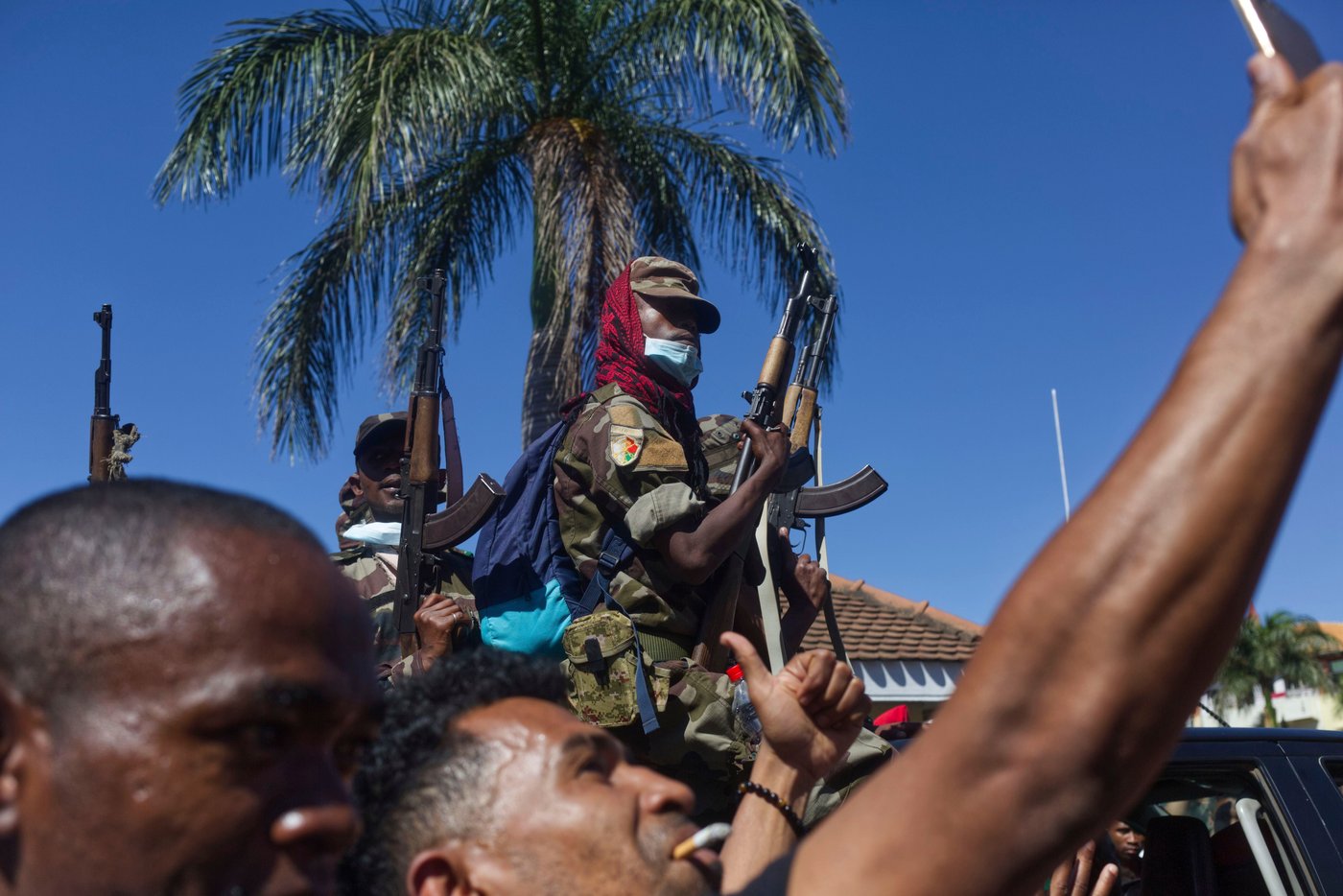 Madagascar's president says a coup is underway after soldiers joined anti-government demonstrations | iNFOnews.ca
