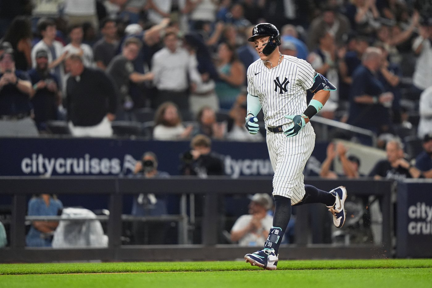 Aaron Judge ties MLB record by hitting 50 homers for 4th time, matching Ruth, McGwire and Sosa | iNFOnews.ca