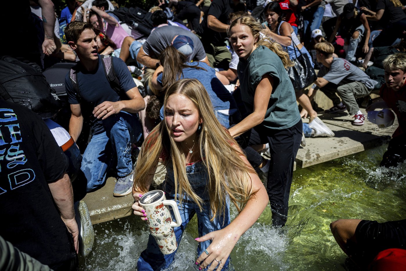 Photos from Utah Valley University before and after the shooting of Charlie Kirk | iNFOnews.ca