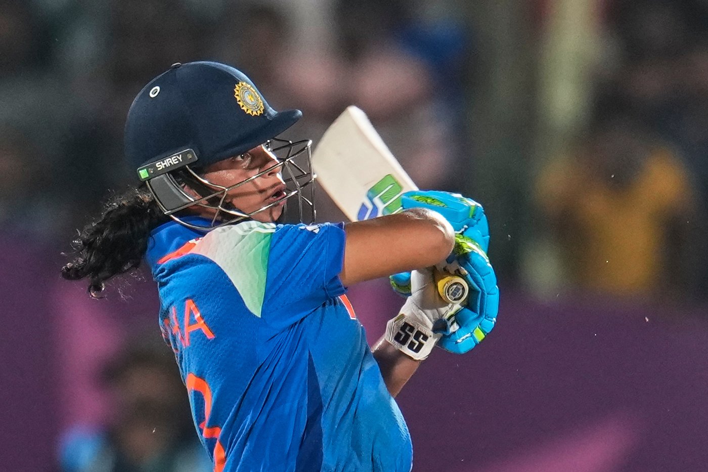 De Klerk’s 84 not out stuns India as South Africa wins by 3 wickets at Women’s Cricket World Cup | iNFOnews.ca De Klerk’s 84 not out stuns India as South Africa wins by 3 wickets at Women’s Cricket World Cup | iNFOnews.ca