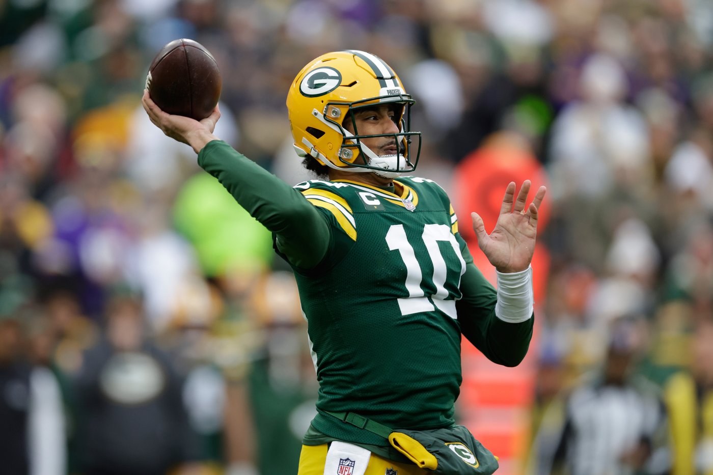 Packers' Jordan Love says injury to his non-throwing shoulder shouldn't limit his effectiveness | iNFOnews.ca