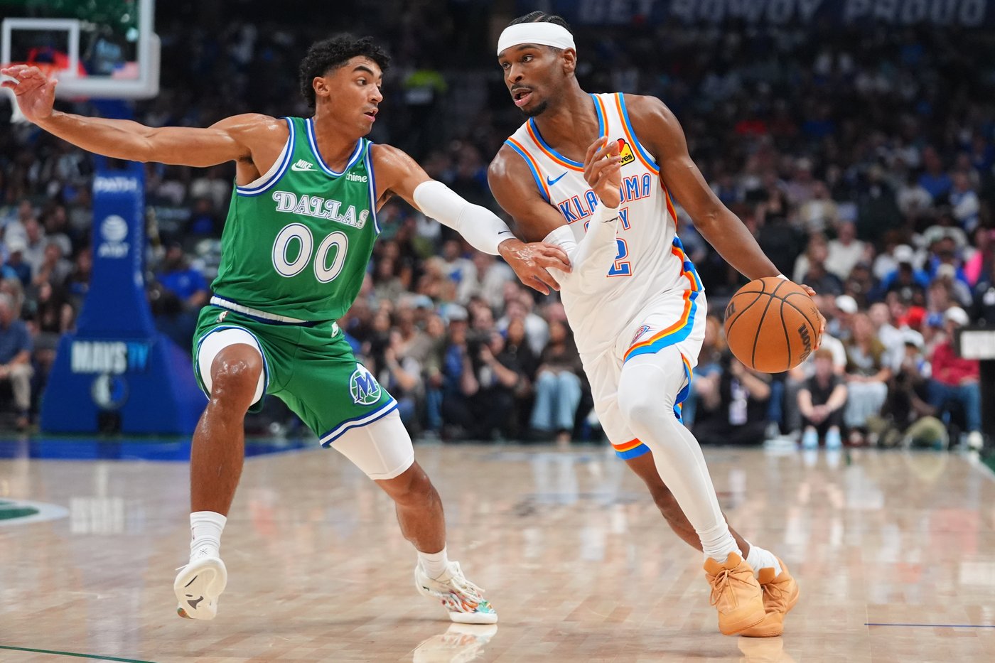 Thunder withstand furious Mavericks rally to win 101-94, improving to 4-0 | iNFOnews.ca Thunder withstand furious Mavericks rally to win 101-94, improving to 4-0 | iNFOnews.ca