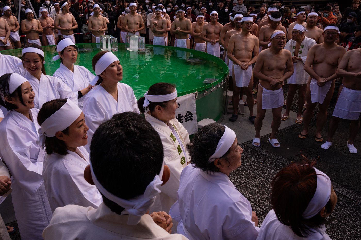 Braving the cold: Japan's New Year's rituals, in photos | iNFOnews.ca