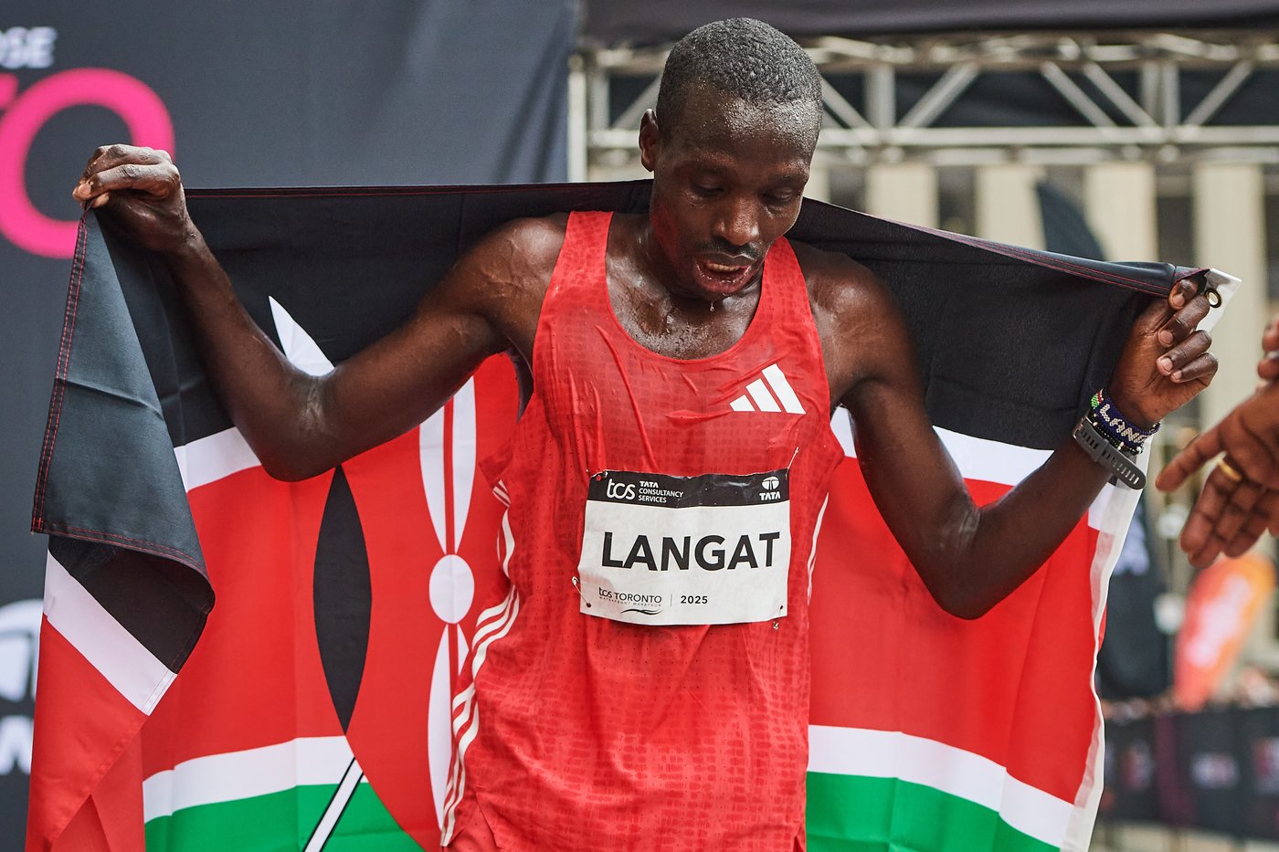 Flanagan, Hannah capture Canadian titles at Toronto Waterfront Marathon | iNFOnews.ca Flanagan, Hannah capture Canadian titles at Toronto Waterfront Marathon | iNFOnews.ca