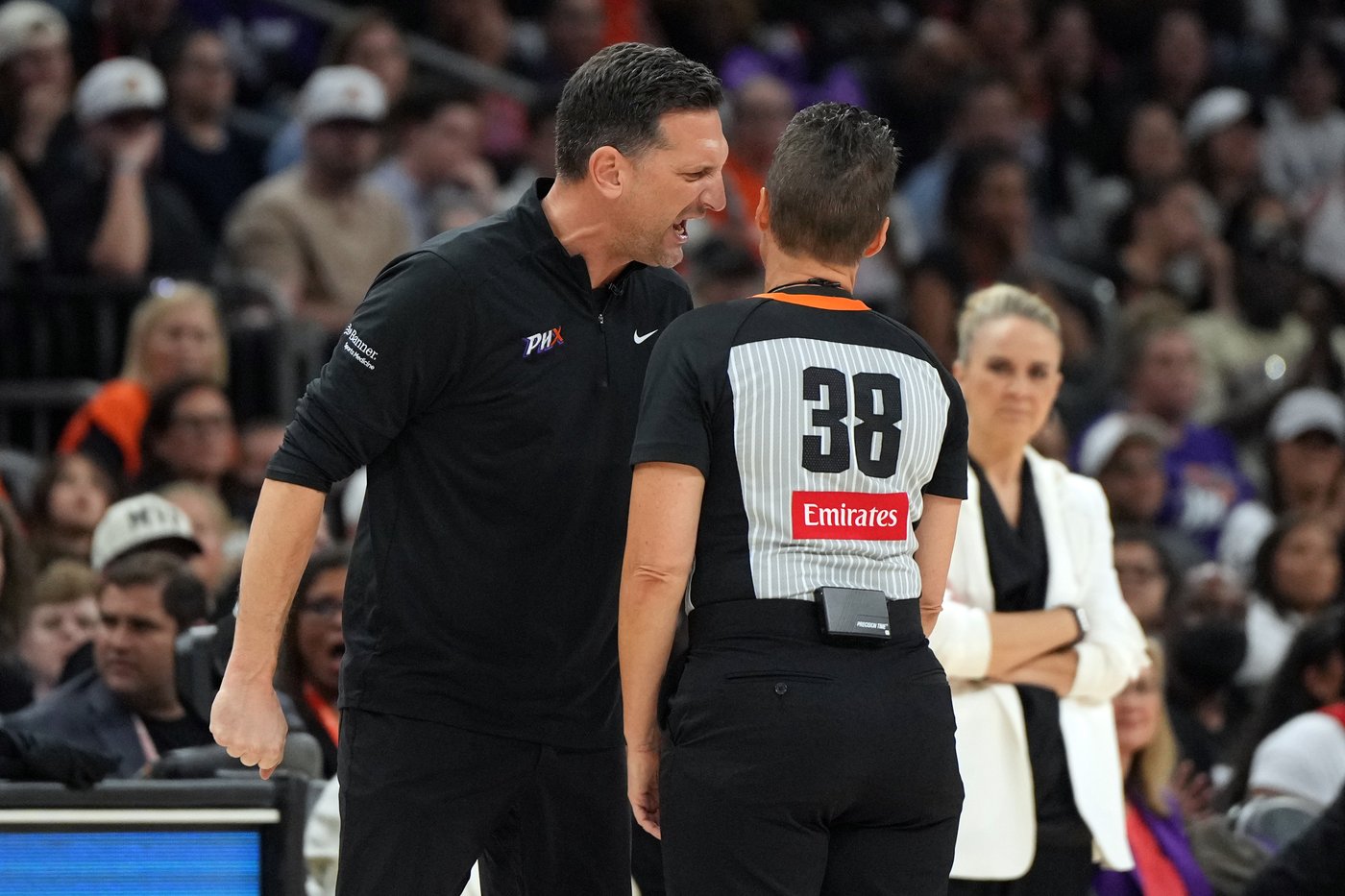 Even with key players injured, Phoenix Mercury go down fighting in WNBA Finals | iNFOnews.ca