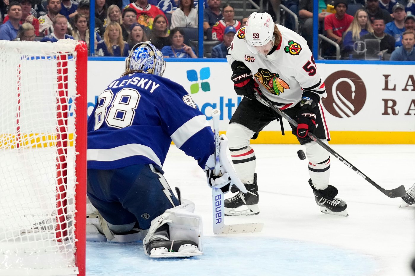 Donato scores 2 more goals as the Blackhawks beat the Lightning 3-2 | iNFOnews.ca Donato scores 2 more goals as the Blackhawks beat the Lightning 3-2 | iNFOnews.ca