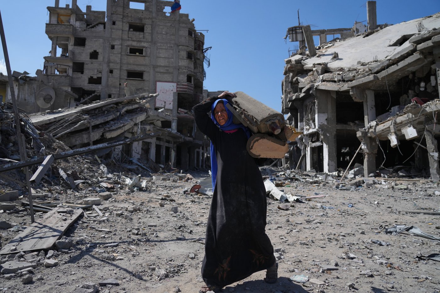 Thousands of Palestinians return to what's left of their homes as Gaza ceasefire takes effect | iNFOnews.ca Thousands of Palestinians return to what's left of their homes as Gaza ceasefire takes effect | iNFOnews.ca