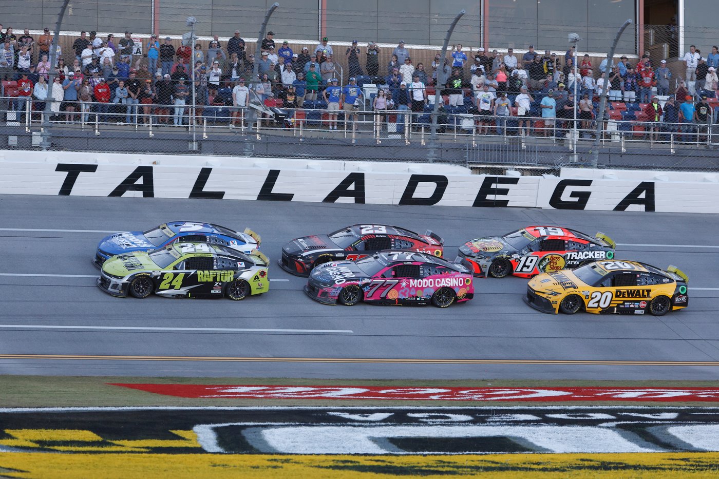 Michael Jordan laughs at NASCAR's claims as bitter antitrust feud barrels toward a trial | iNFOnews.ca Michael Jordan laughs at NASCAR's claims as bitter antitrust feud barrels toward a trial | iNFOnews.ca