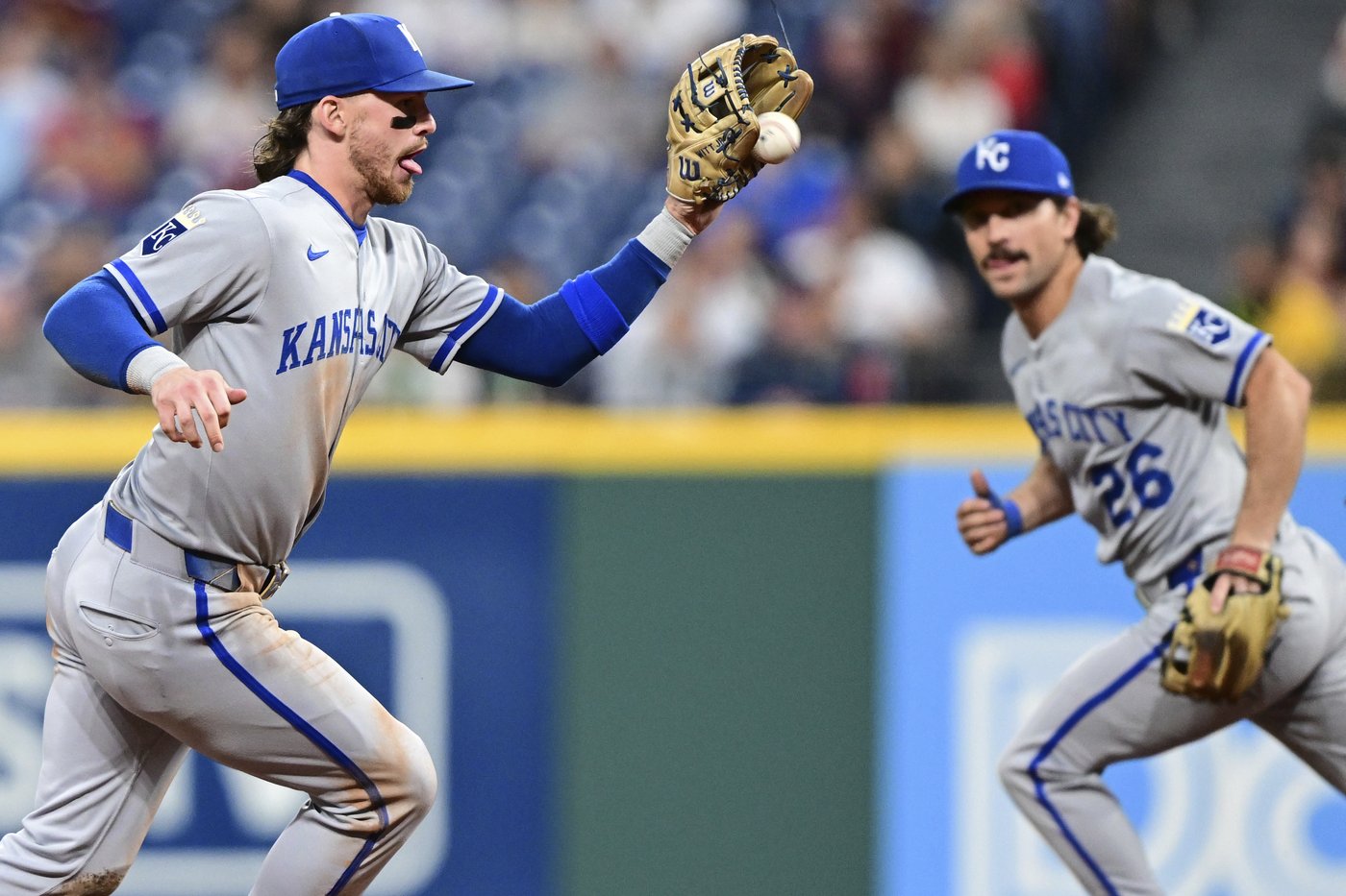 Nick Loftin singles in tying run and scores in 7th, Royals rally for 4-3 win over Guardians | iNFOnews.ca