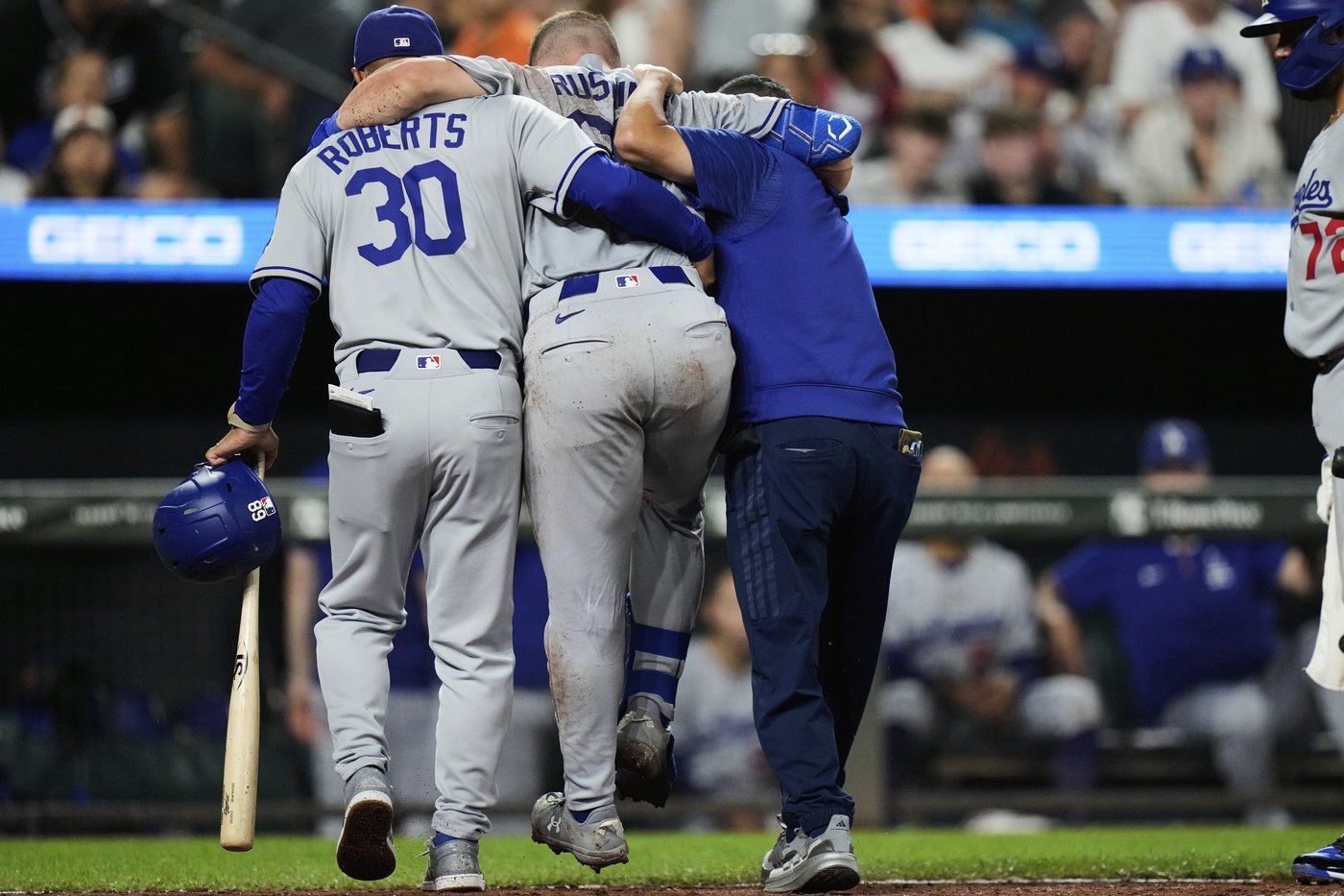 Dodgers' Rushing to have CT scan Saturday after suffering knee inury Friday in loss to Orioles | iNFOnews.ca