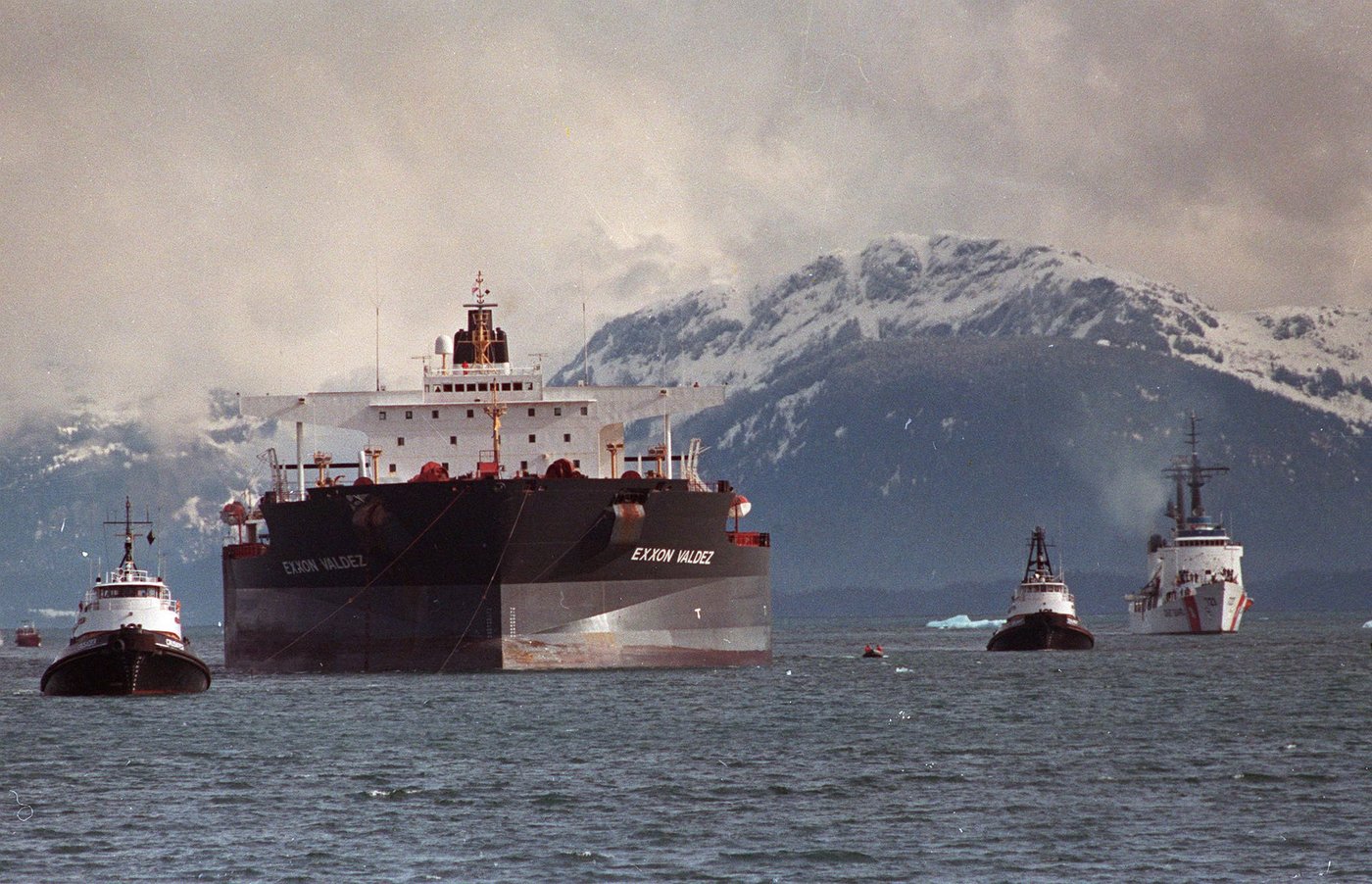 'Fool's errand': Why the Exxon Valdez looms large over northern pipeline debate | iNFOnews.ca
