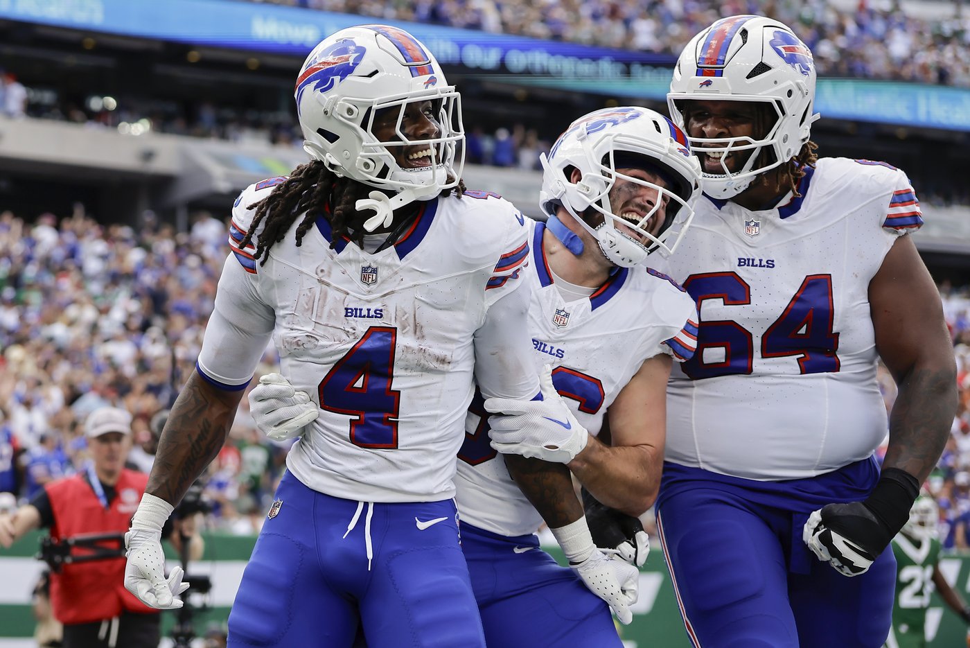 Josh Allen bounces back from bloody nose, leads Bills to easy 30-10 victory over Jets | iNFOnews.ca Josh Allen bounces back from bloody nose, leads Bills to easy 30-10 victory over Jets | iNFOnews.ca