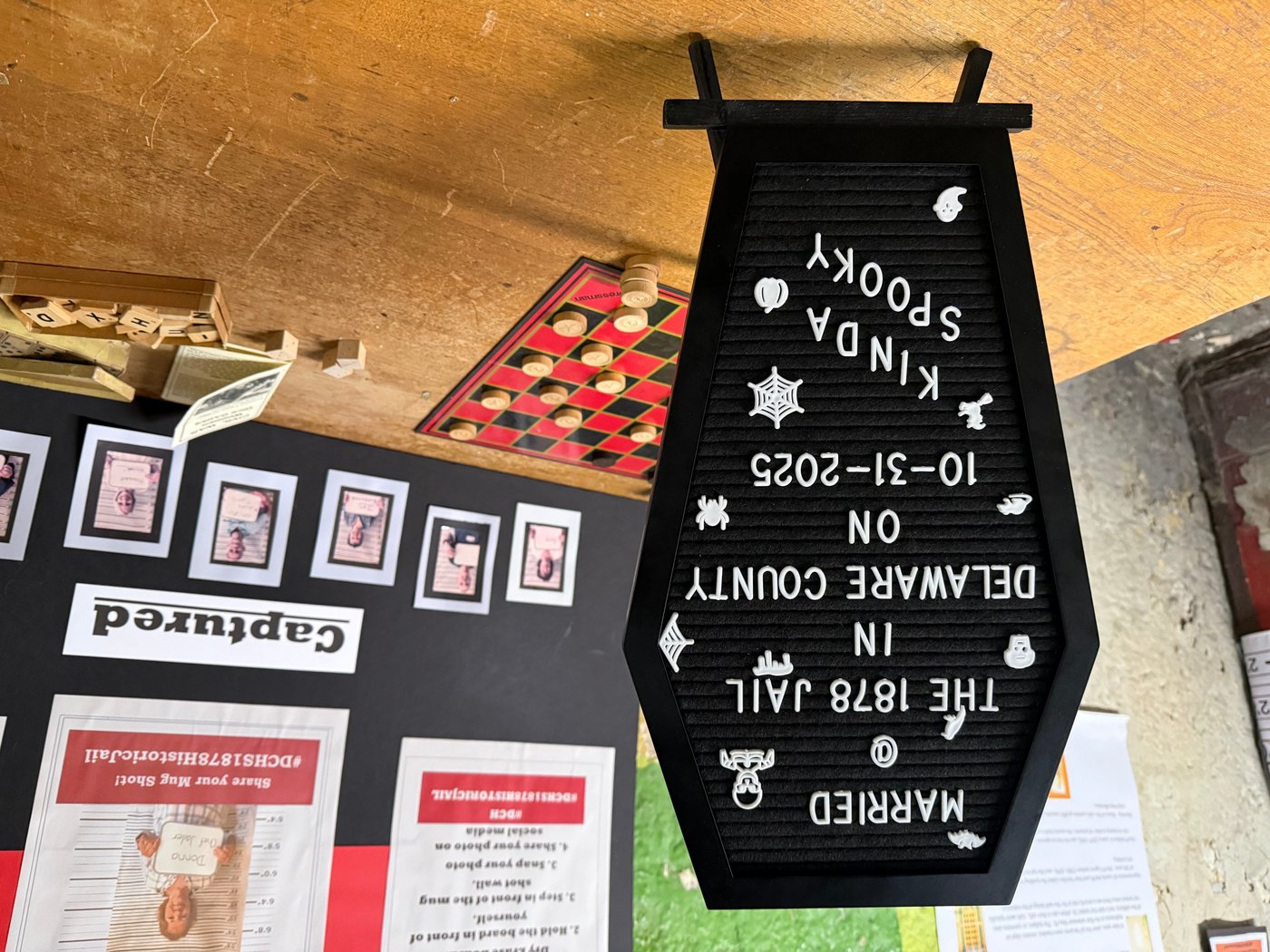 Former jail building draws couples for Halloween weddings in Ohio | iNFOnews.ca Former jail building draws couples for Halloween weddings in Ohio | iNFOnews.ca