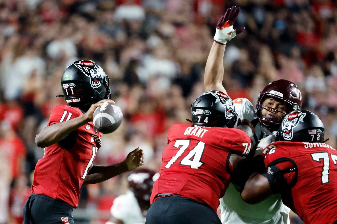 Drones, Stewart lead Virginia Tech past N.C. State 23-21 in ACC opener | iNFOnews.ca