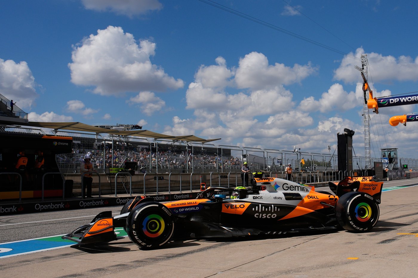 Formula 1 title fight heating up in Texas as McLarens duel and Verstappen plays the hunter | iNFOnews.ca Formula 1 title fight heating up in Texas as McLarens duel and Verstappen plays the hunter | iNFOnews.ca