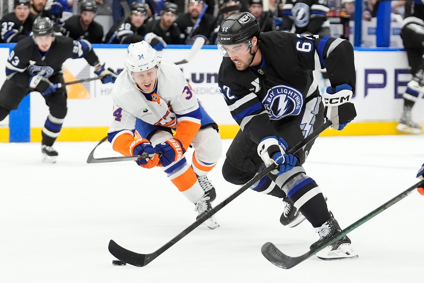 Sorokin stops 32 shots as Islanders shutout Lightning 2-0 | iNFOnews.ca Sorokin stops 32 shots as Islanders shutout Lightning 2-0 | iNFOnews.ca