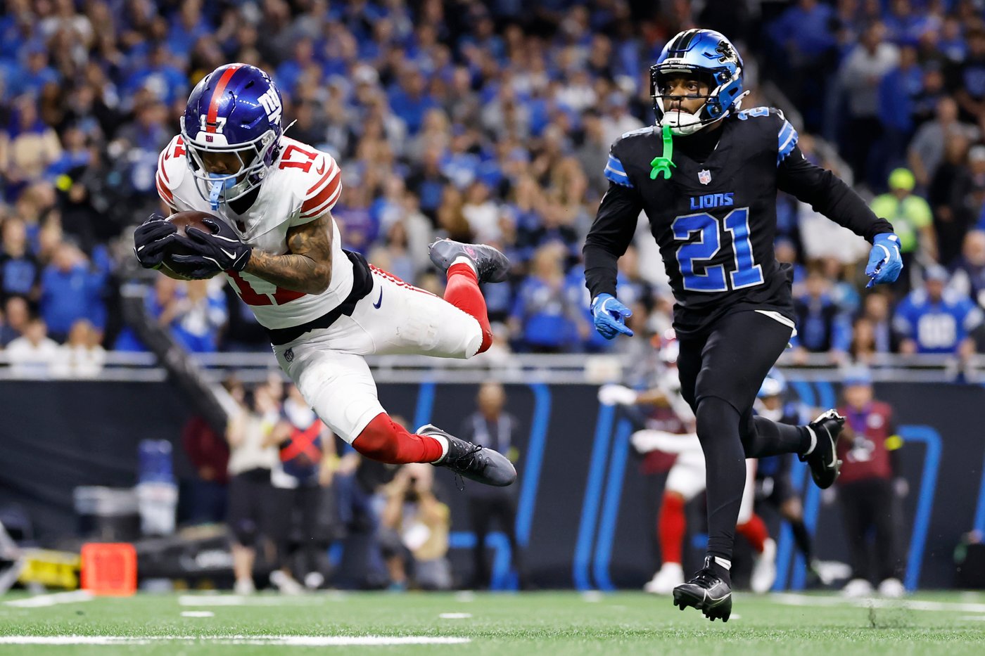 Fantasy plays: Players to start and sit for NFL Week 15 | iNFOnews.ca Fantasy plays: Players to start and sit for NFL Week 15 | iNFOnews.ca