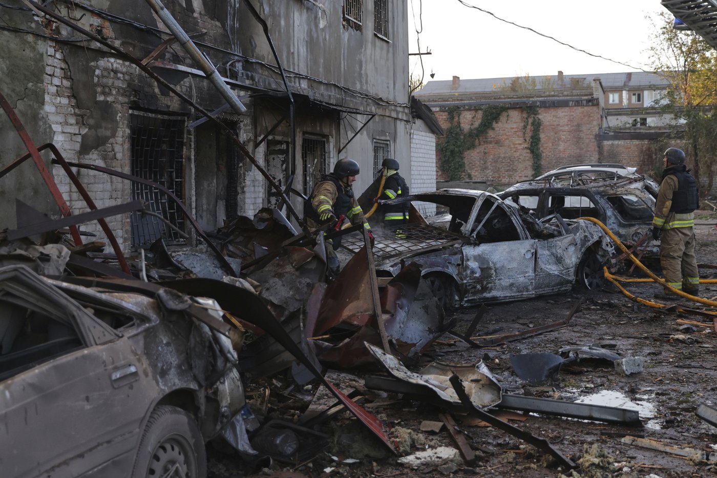 Russia and Ukraine trade deadly drone strikes as Zelenskyy anticipates intense diplomacy at UN | iNFOnews.ca