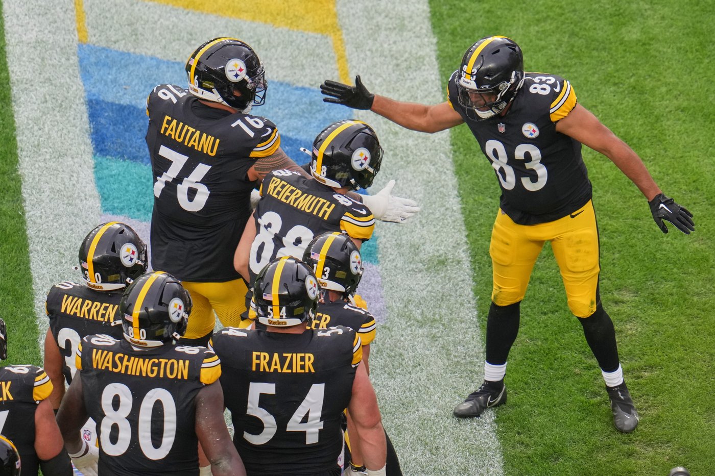 Aaron Rodgers throws for 2 TDs as Steelers continue home dominance of Browns in 23-9 win | iNFOnews.ca Aaron Rodgers throws for 2 TDs as Steelers continue home dominance of Browns in 23-9 win | iNFOnews.ca
