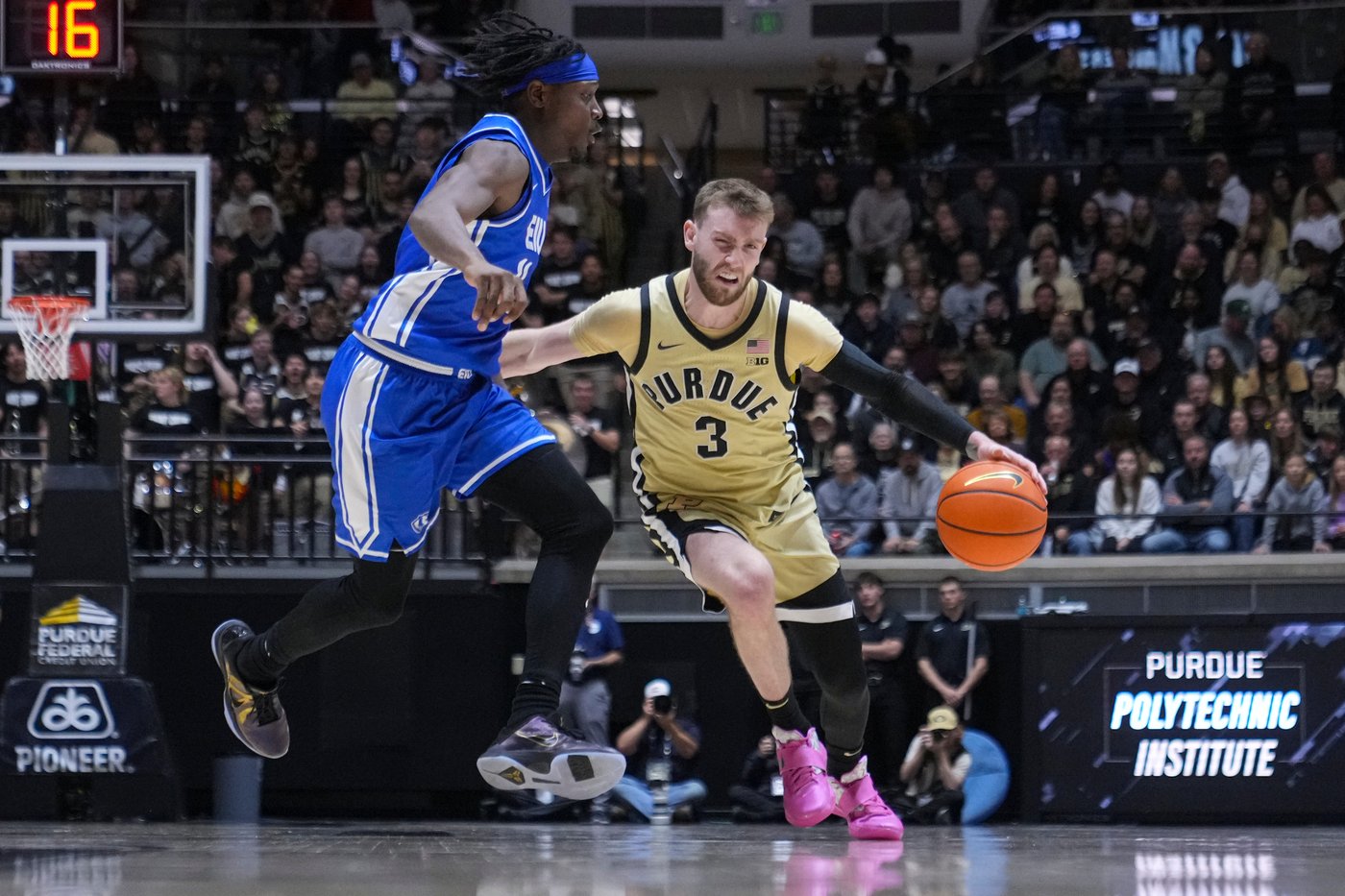 Daniel Jacobsen scores career-high 24 to lead No. 1 Purdue to 109-62 romp over Eastern Illinois | iNFOnews.ca