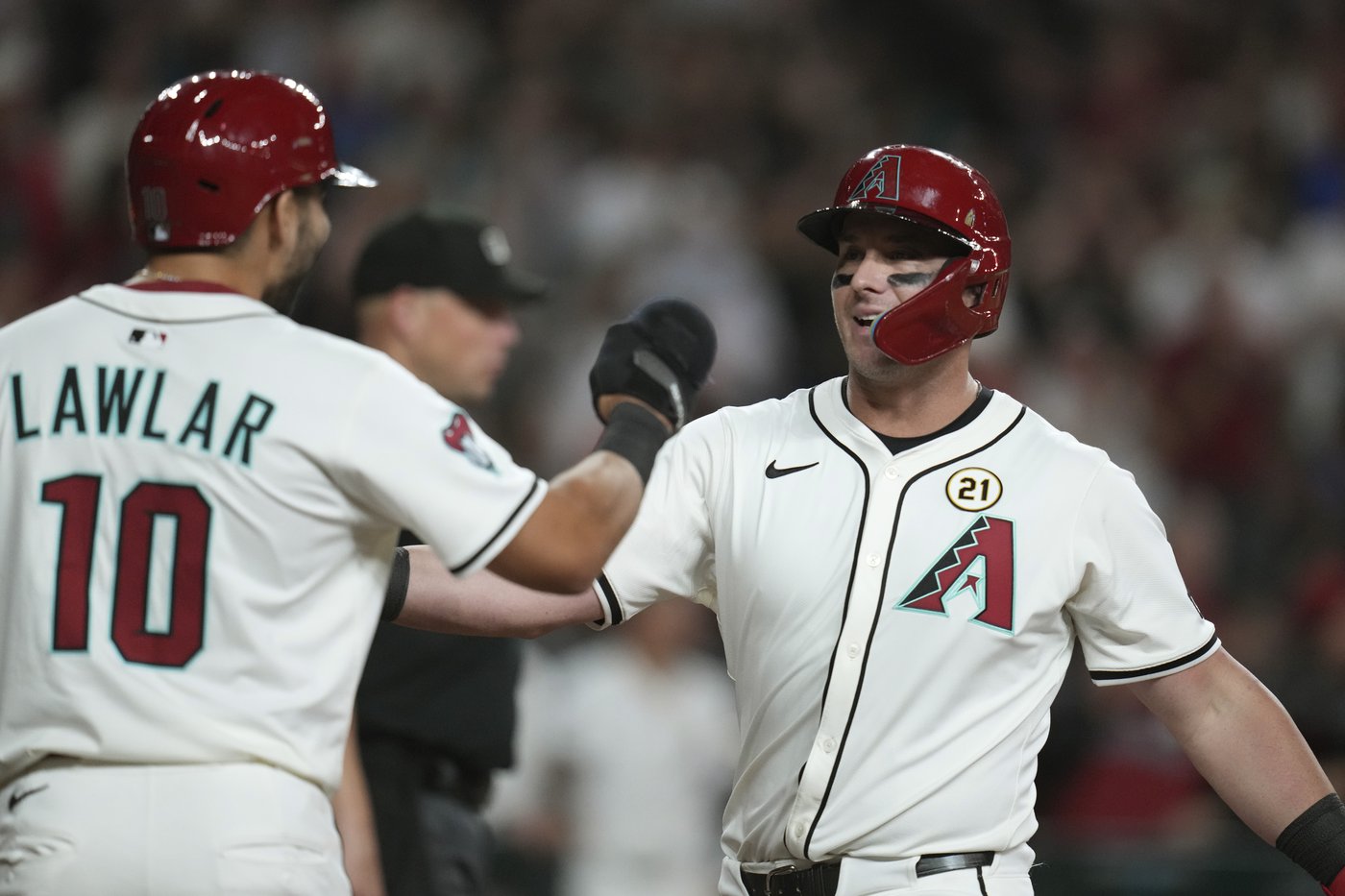 Perdomo and Gallen help surging Diamondbacks inch closer in playoff race with 8-1 win over Giants | iNFOnews.ca