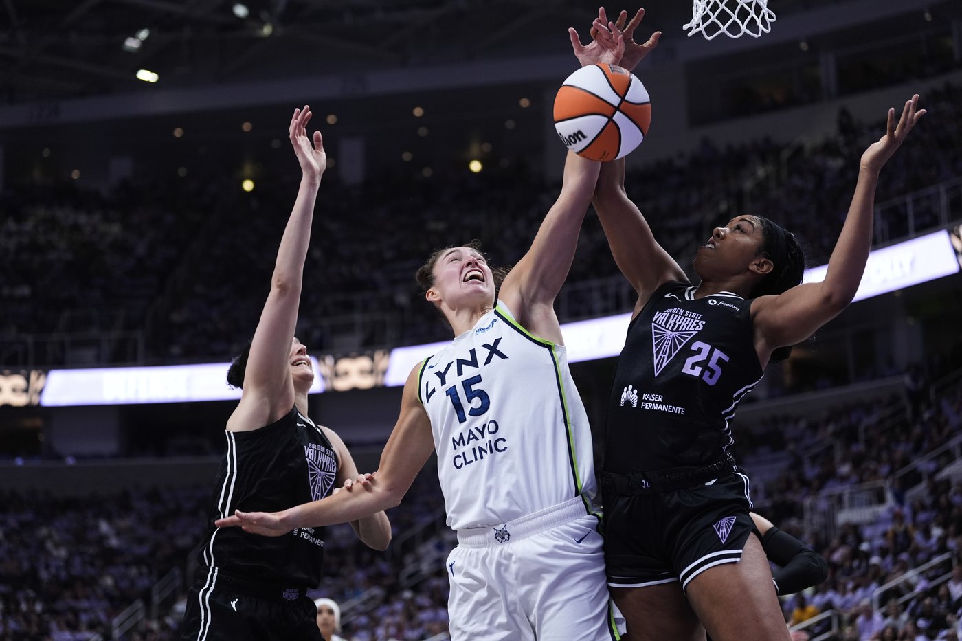 Collier scores 24 points as No. 1 seed Lynx beat Valkyries 75-74 to advance in WNBA playoffs | iNFOnews.ca