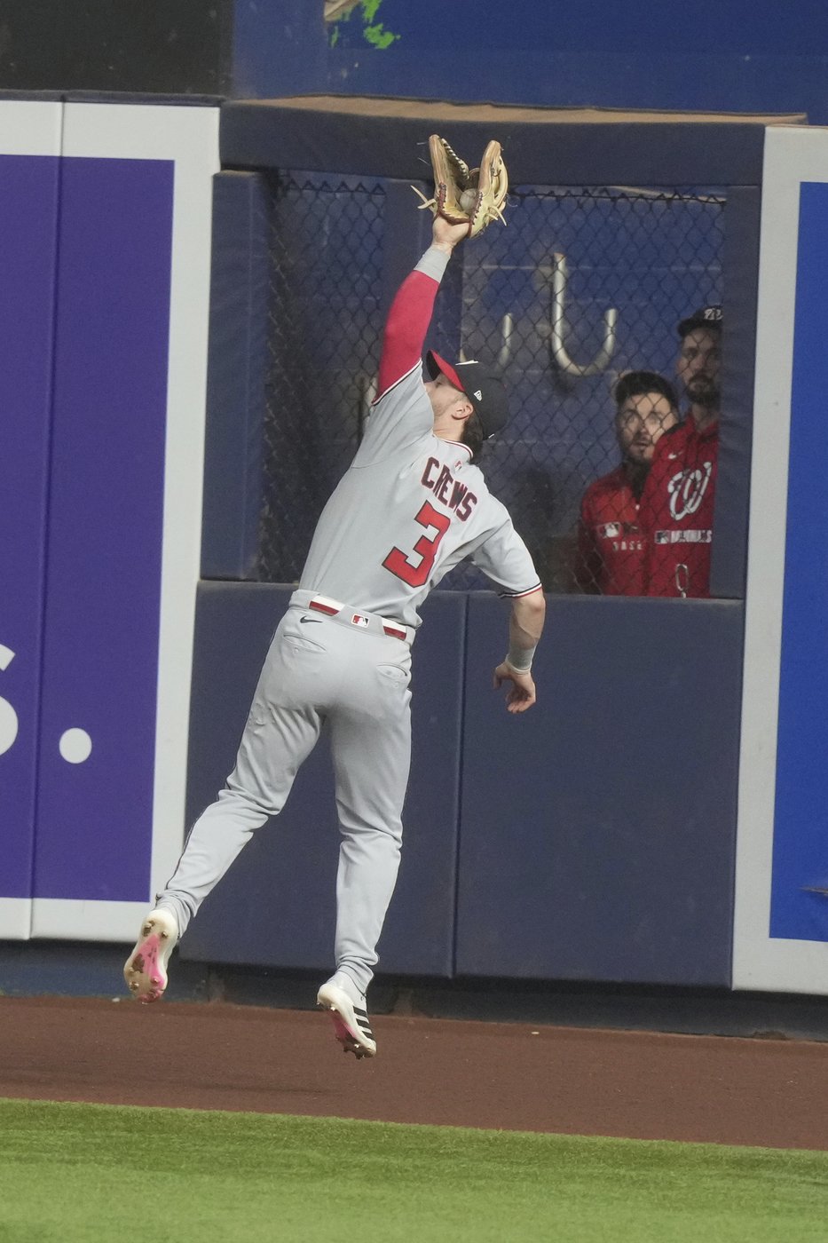 Josh Bell homers again as Nationals hold on to beat Marlins 7-5 | iNFOnews.ca Josh Bell homers again as Nationals hold on to beat Marlins 7-5 | iNFOnews.ca