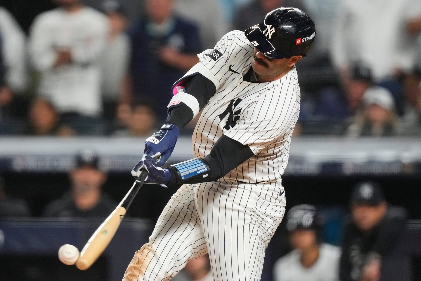 Yankees edge rival Red Sox 4-3 to send AL Wild Card Series to decisive Game 3 | iNFOnews.ca