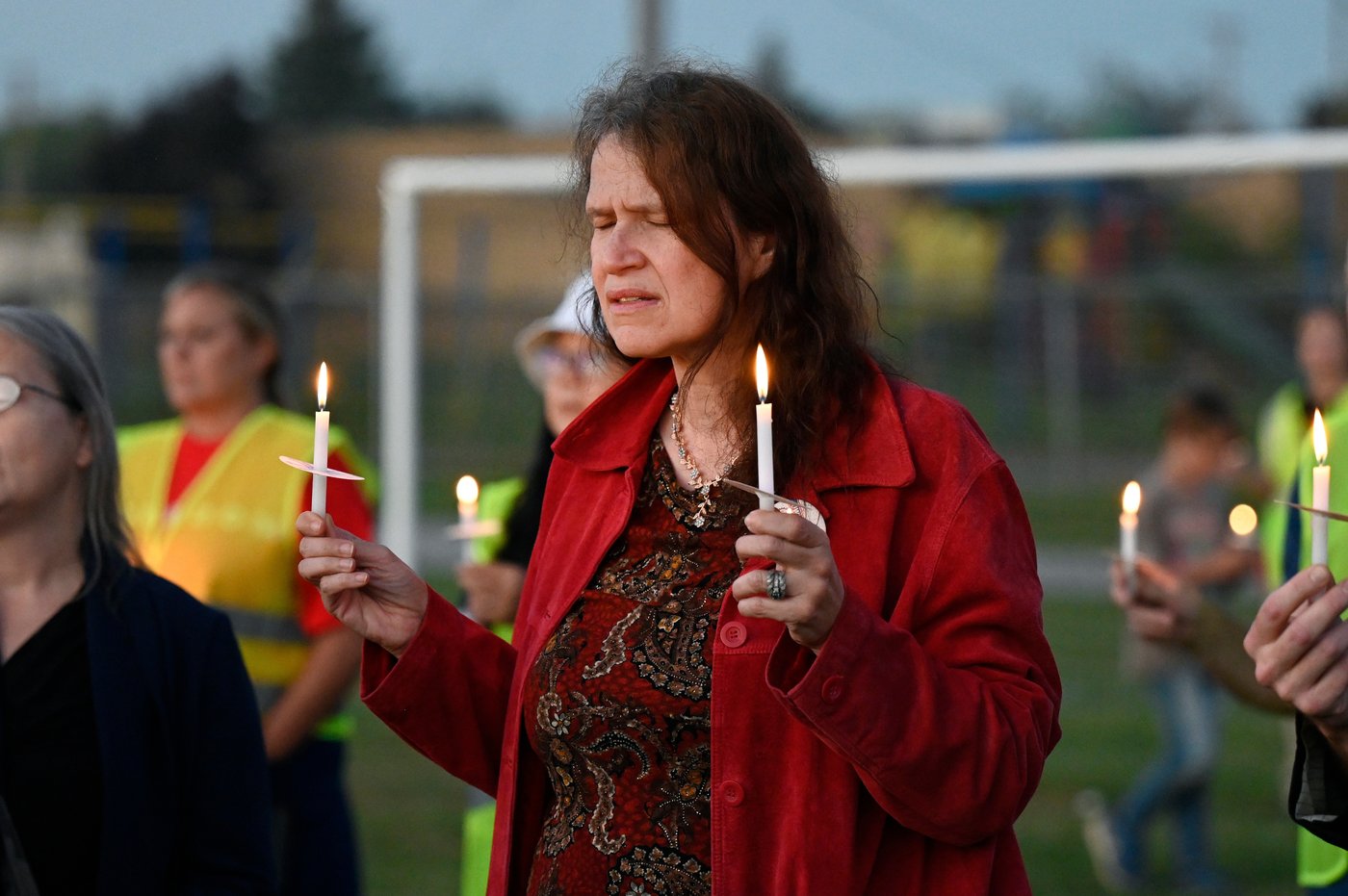 Gunman opens fire at Michigan church and sets it ablaze, killing at least 4 and wounding 8 | iNFOnews.ca