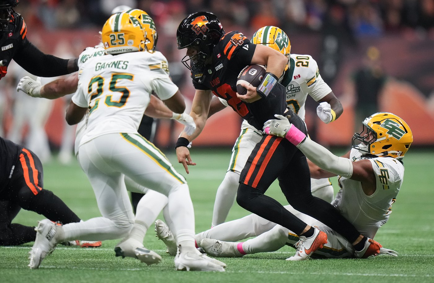 Lions win fifth straight, eliminate Elks from playoff picture with 37-24 decision | iNFOnews.ca Lions win fifth straight, eliminate Elks from playoff picture with 37-24 decision | iNFOnews.ca