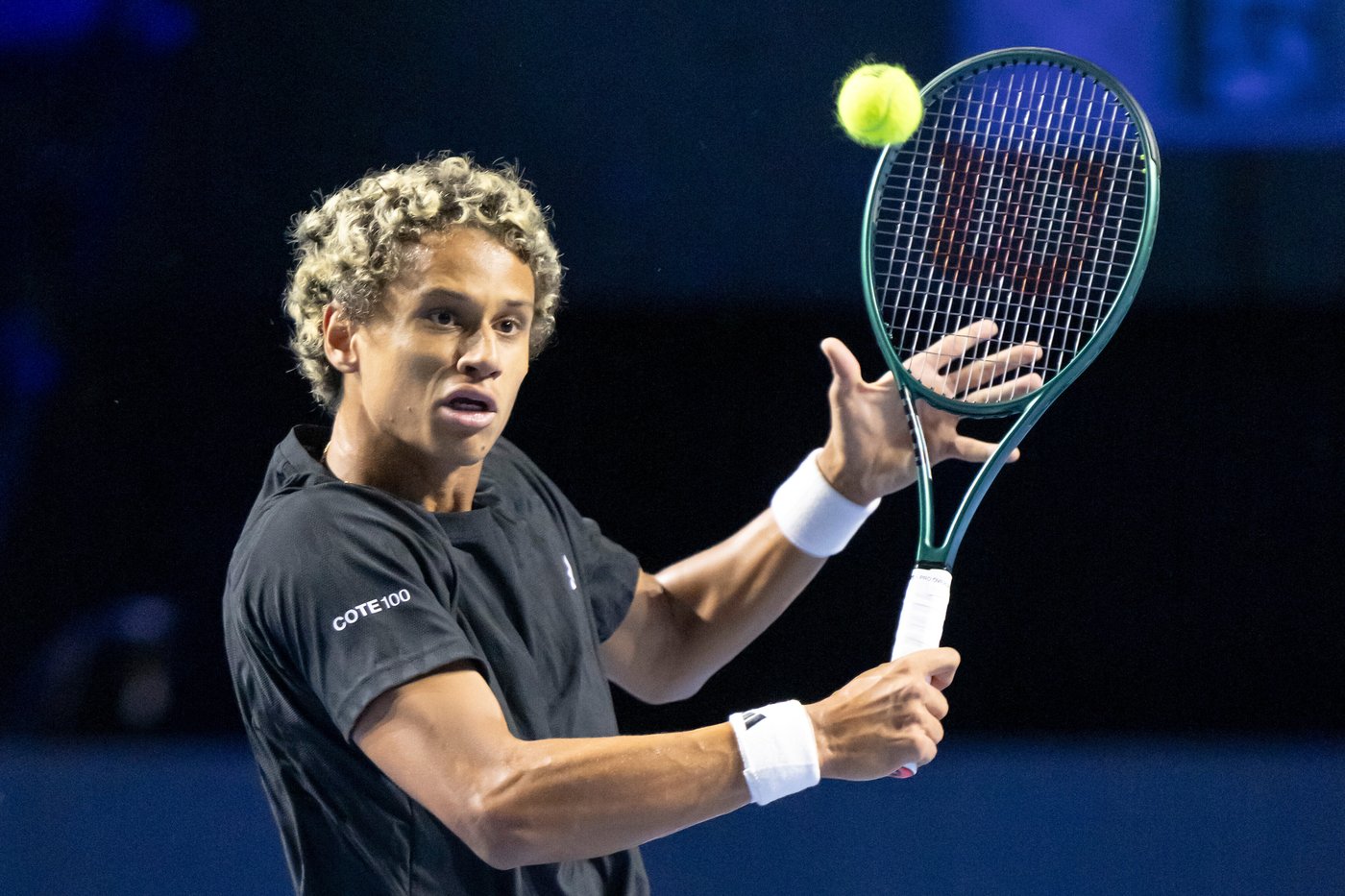 Auger-Aliassime beats Diallo in all-Canadian match at Swiss Indoors | iNFOnews.ca Auger-Aliassime beats Diallo in all-Canadian match at Swiss Indoors | iNFOnews.ca