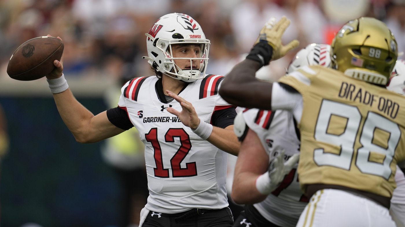 Georgia Tech football coasts to 59-12 win without starting QB Haynes King | iNFOnews.ca Georgia Tech football coasts to 59-12 win without starting QB Haynes King | iNFOnews.ca