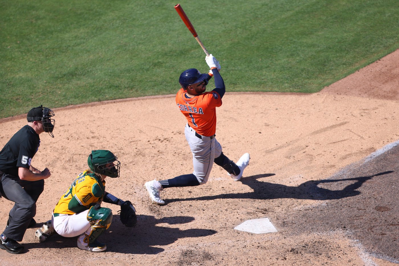 Christian Walker has HR, 3 RBIs to back Framber Valdez's strong start as Astros beat A's 11-5 | iNFOnews.ca