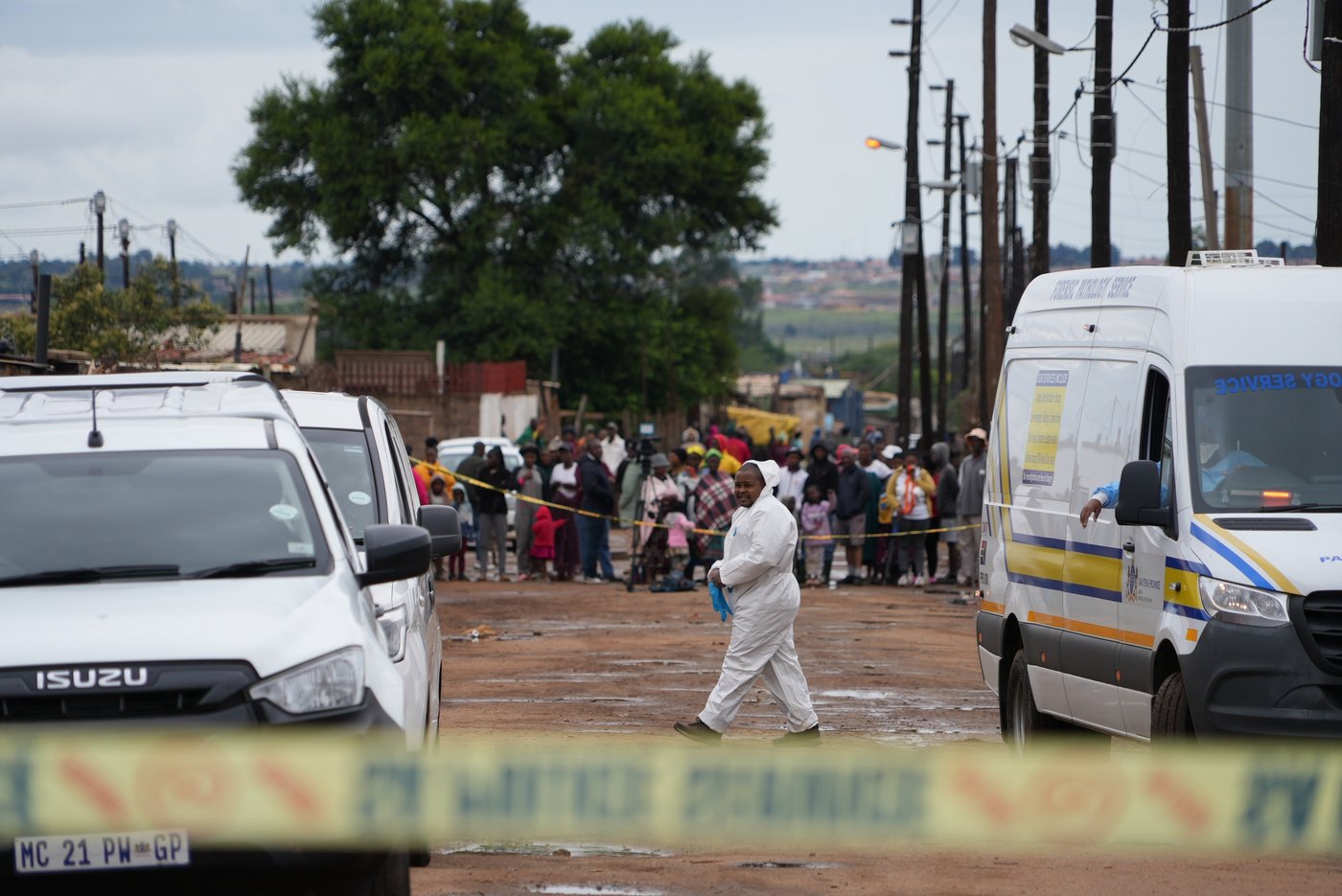 Multiple gunmen open fire at a South African pub, killing 9 and wounding 10 | iNFOnews.ca