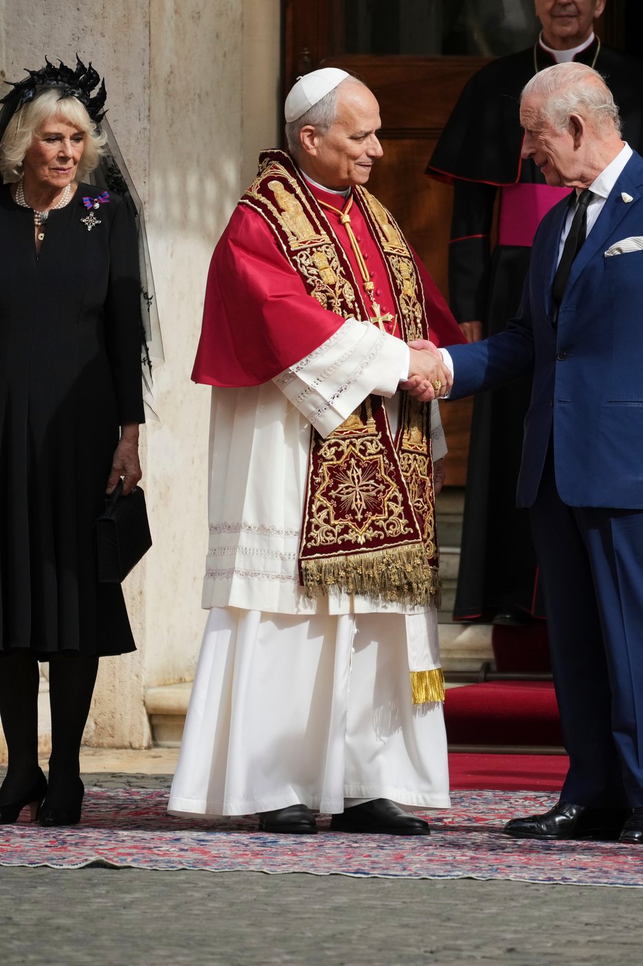 King Charles III prays with pope in historic visit, a welcome respite from royal troubles at home | iNFOnews.ca King Charles III prays with pope in historic visit, a welcome respite from royal troubles at home | iNFOnews.ca