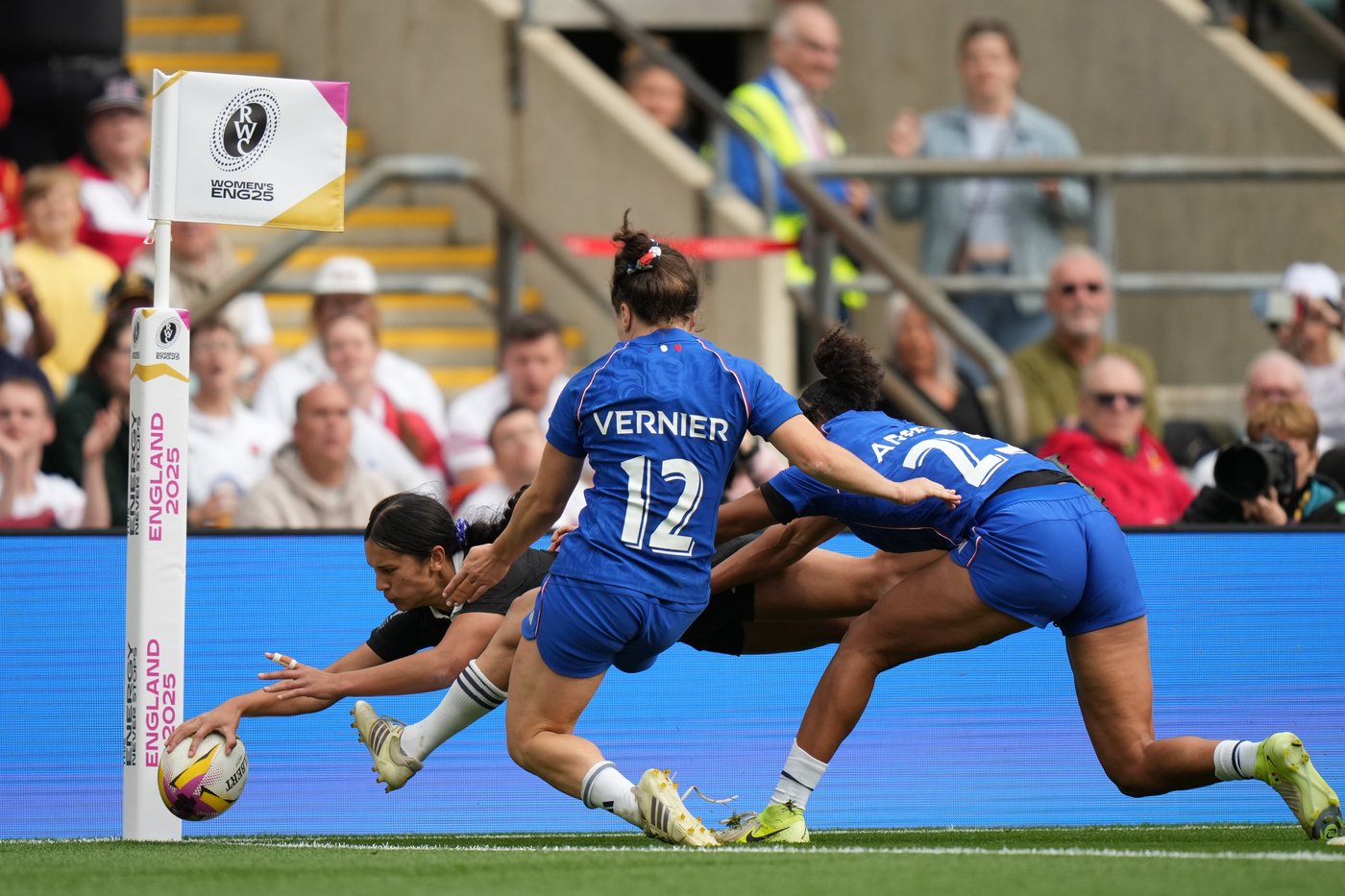 Teen sensation Sorensen-McGee shines at her first Women's Rugby World Cup | iNFOnews.ca