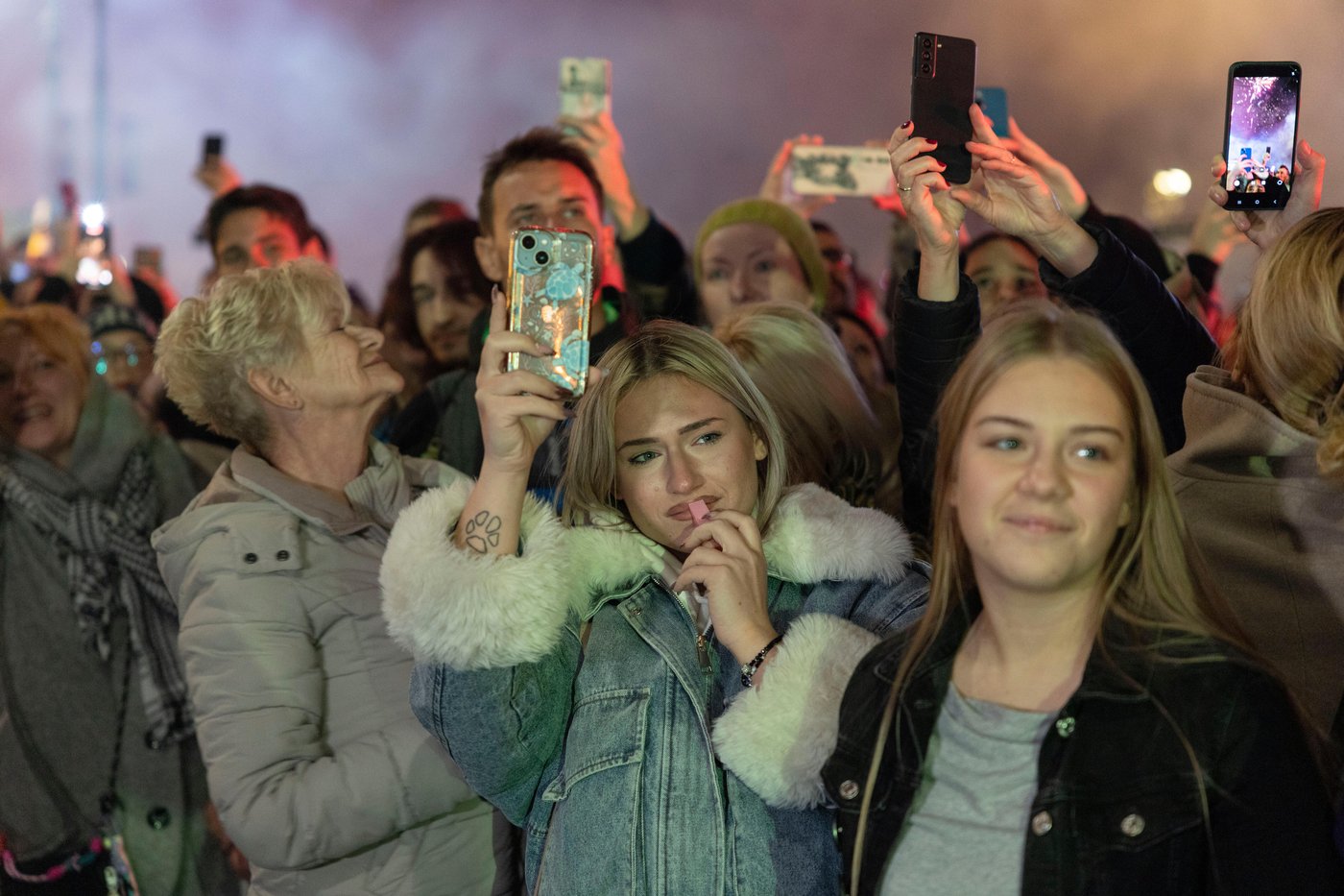 Serbia youth lead thousands on march for weekend rally marking canopy collapse last year, in photos | iNFOnews.ca