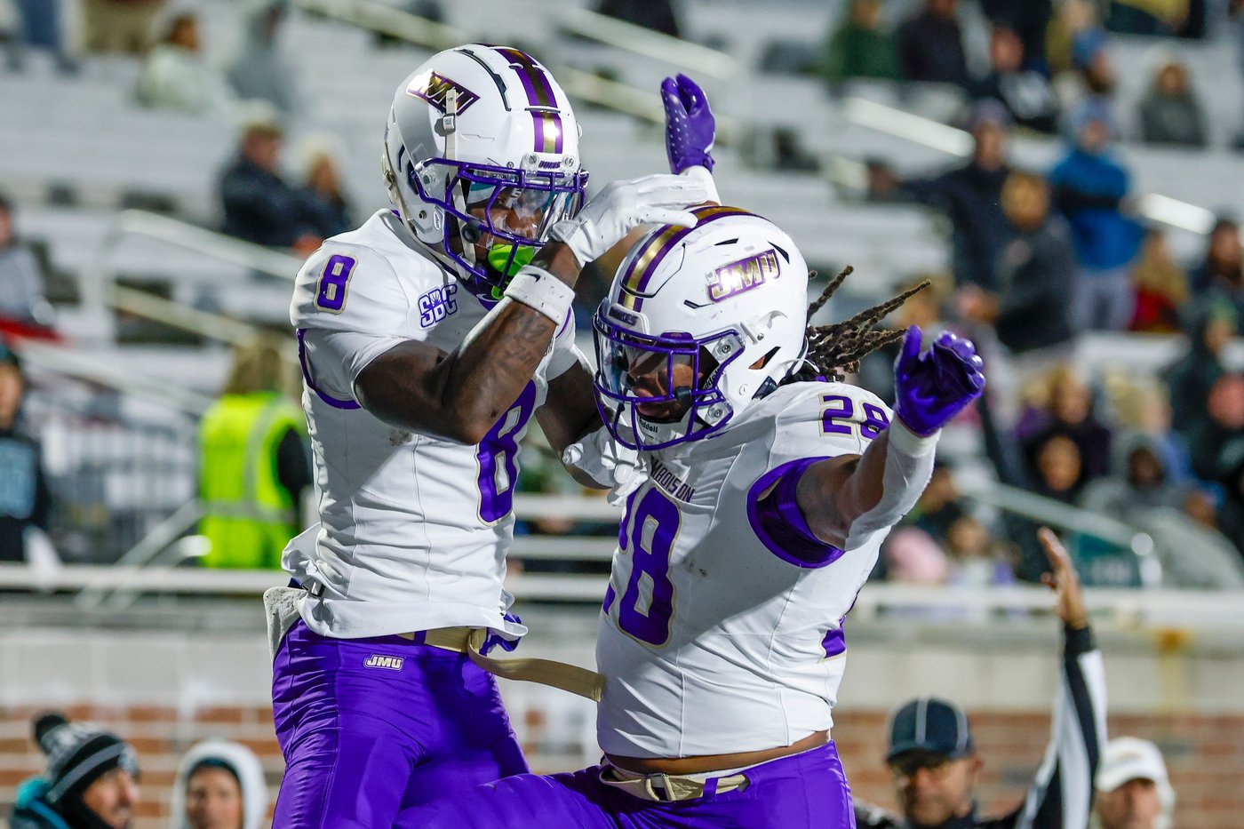 No. 20 James Madison routs Coastal Carolina 59-10 to complete perfect Sun Belt regular season | iNFOnews.ca