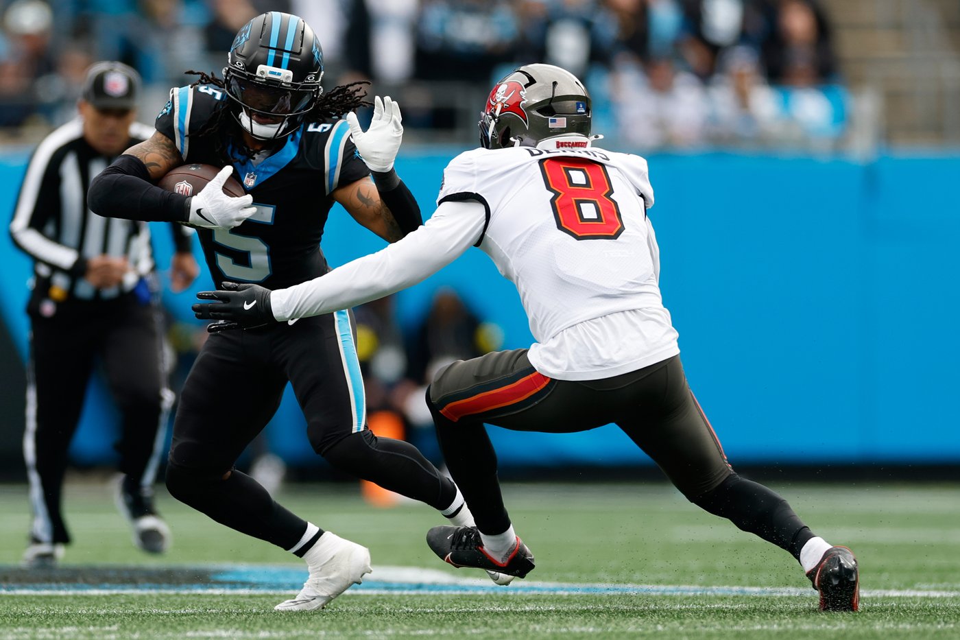 Bryce Young throws 2 TDs, Panthers finally beat Bucs 23-20 to take over first place in NFC South | iNFOnews.ca