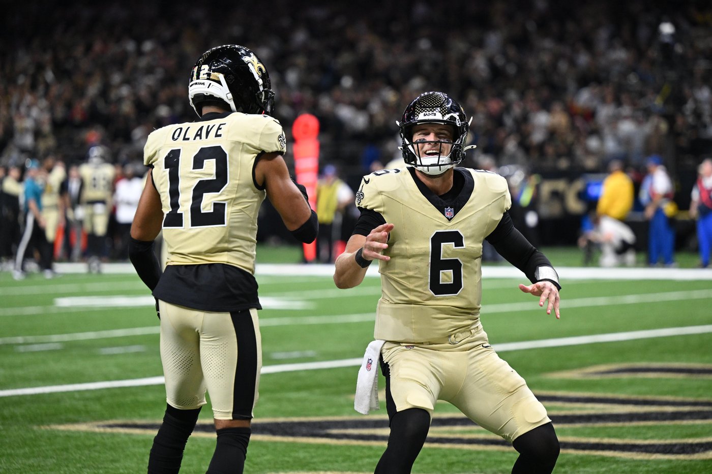 Olave's 2 TDs and Smyth's 5 field goals help Saints top Jets 29-6 for a third straight win | iNFOnews.ca Olave's 2 TDs and Smyth's 5 field goals help Saints top Jets 29-6 for a third straight win | iNFOnews.ca