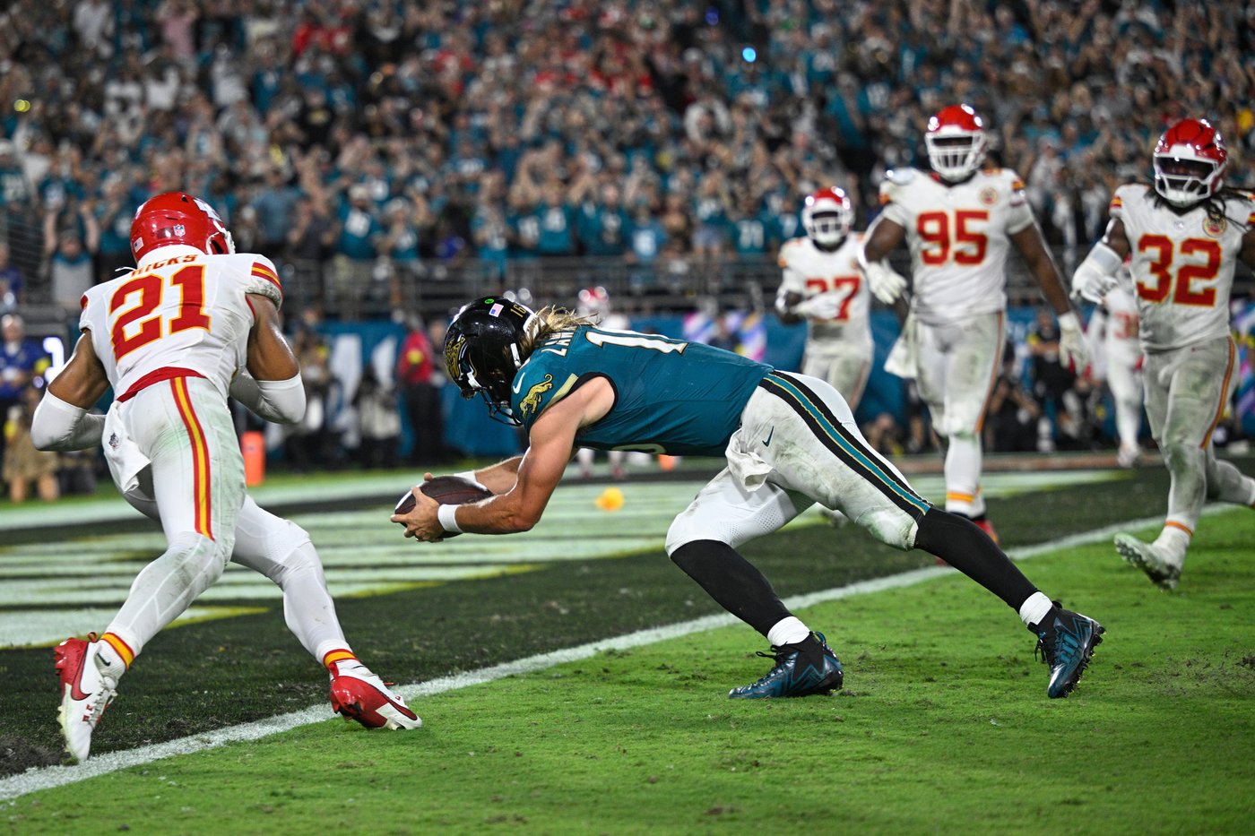Jaguars counting on more heart-pounding plays than head-scratching ones from QB Trevor Lawrence | iNFOnews.ca