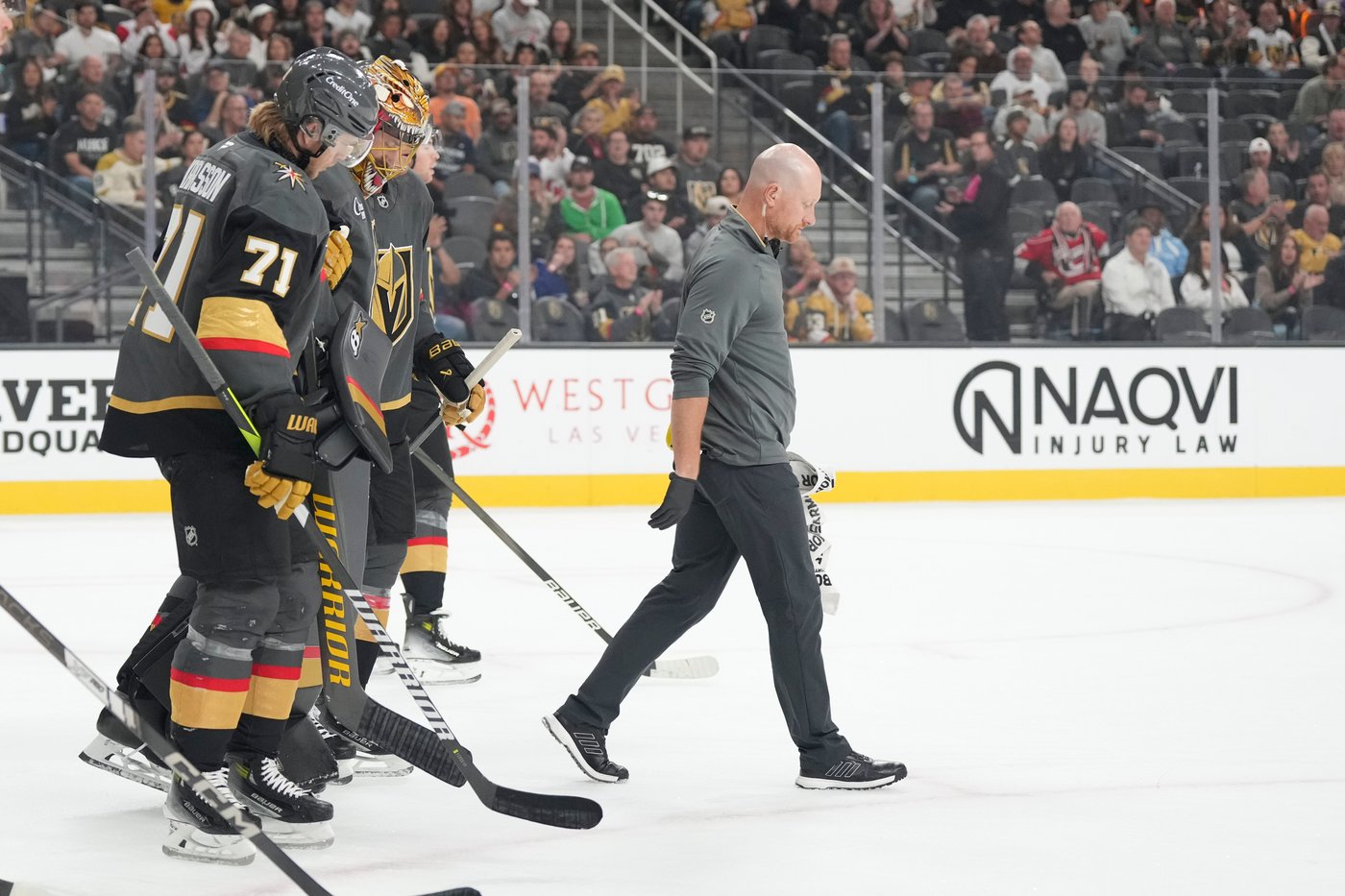 Golden Knights goalie Adin Hill leaves game in first period with injury | iNFOnews.ca