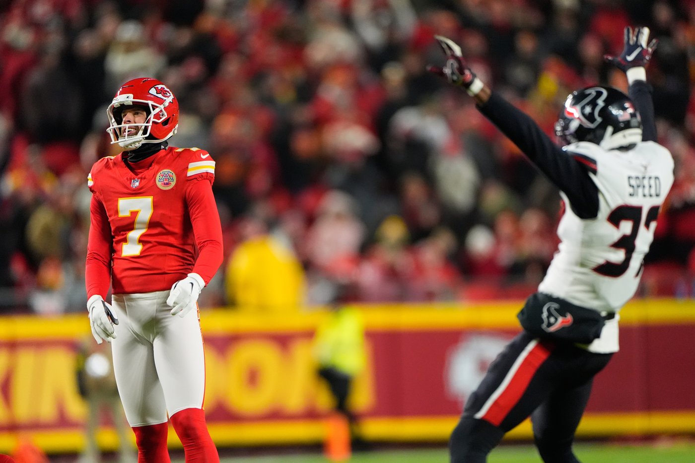 Texans stifle Patrick Mahomes and Chiefs in 20-10 victory to keep pace in AFC South race | iNFOnews.ca Texans stifle Patrick Mahomes and Chiefs in 20-10 victory to keep pace in AFC South race | iNFOnews.ca