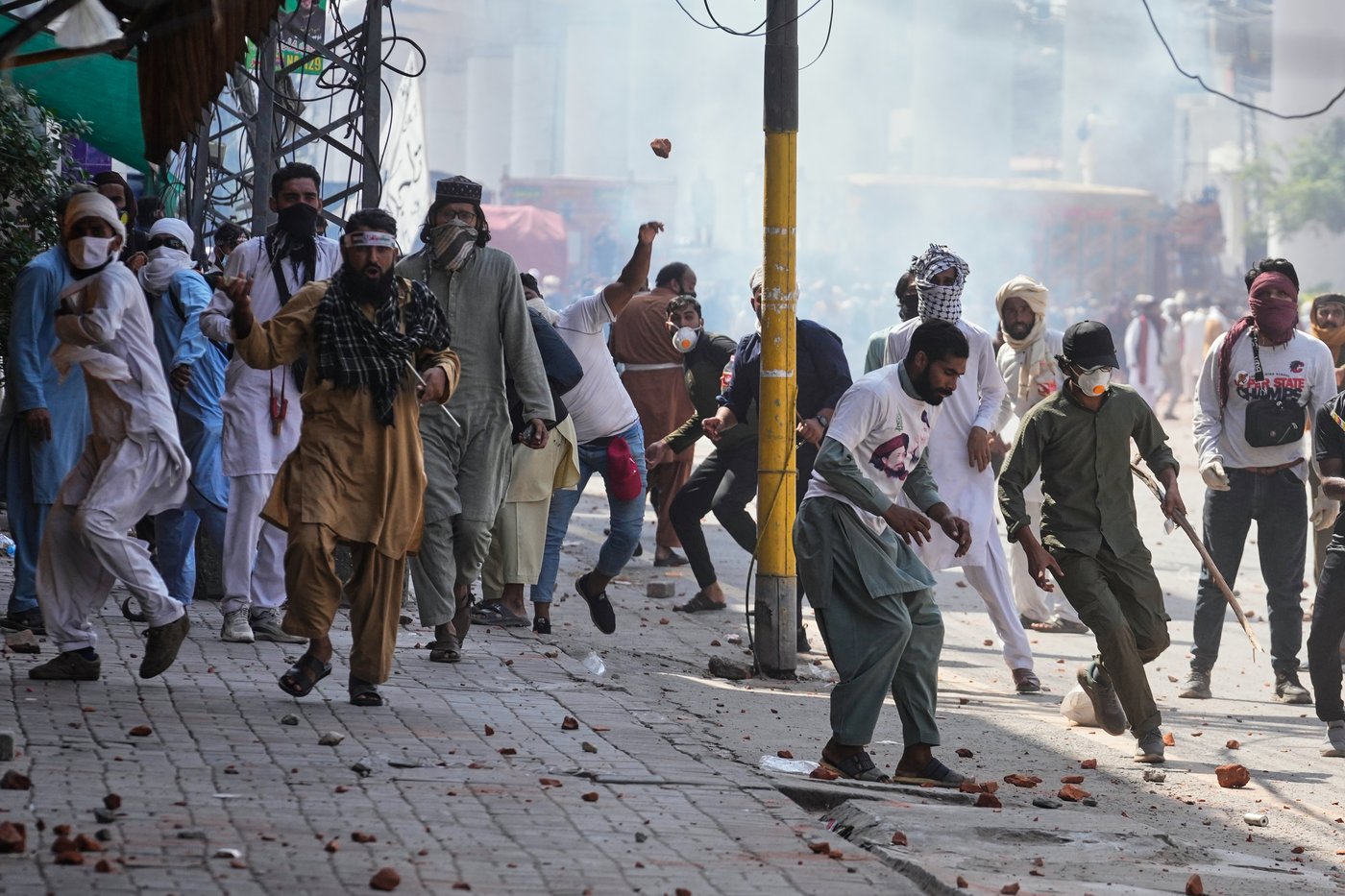 Violence erupts in eastern Pakistan as Islamists try to march on capital for pro-Palestinian rally | iNFOnews.ca Violence erupts in eastern Pakistan as Islamists try to march on capital for pro-Palestinian rally | iNFOnews.ca