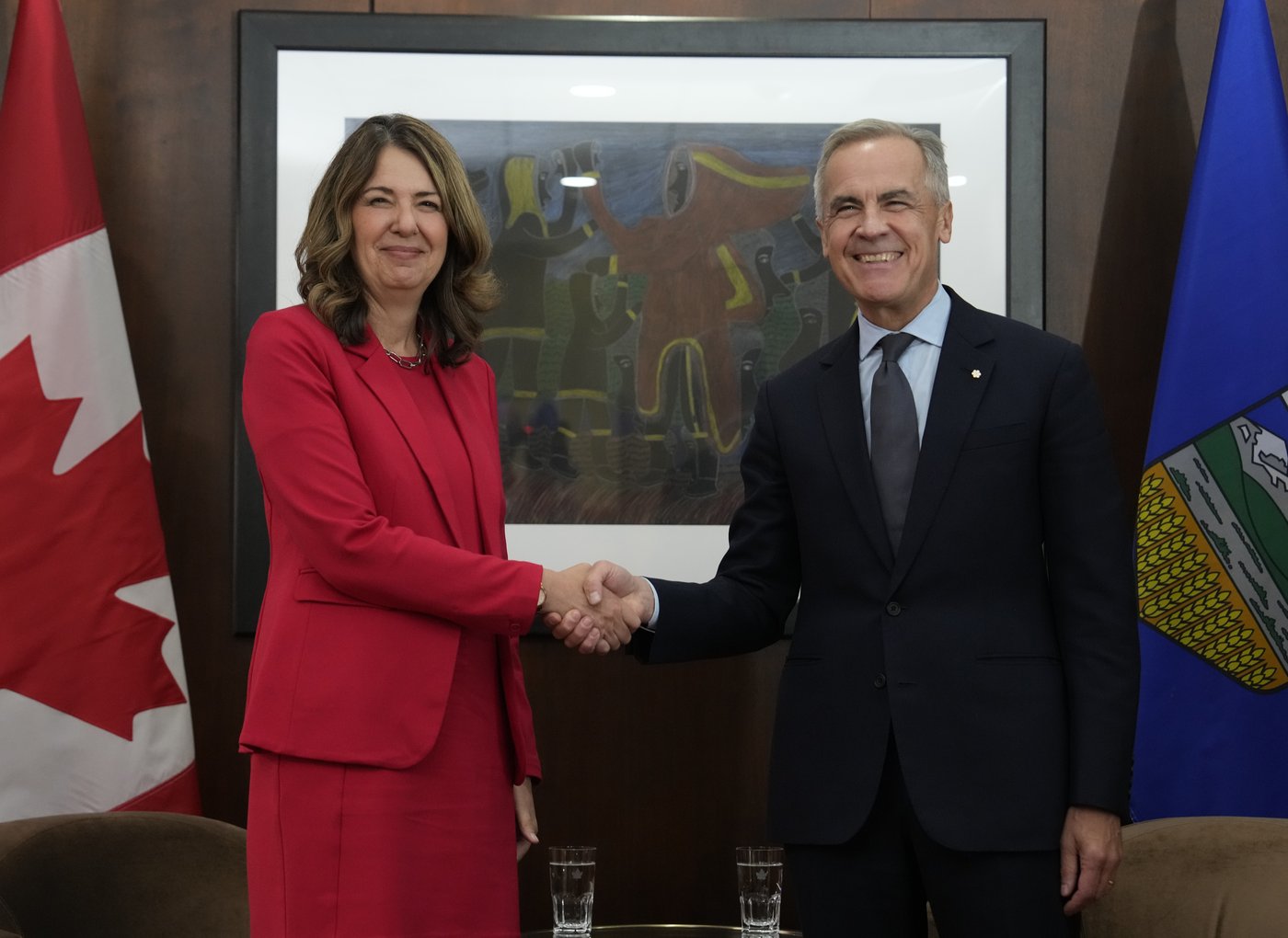 Smith says she's open to adjusting Alberta's industrial carbon price | iNFOnews.ca