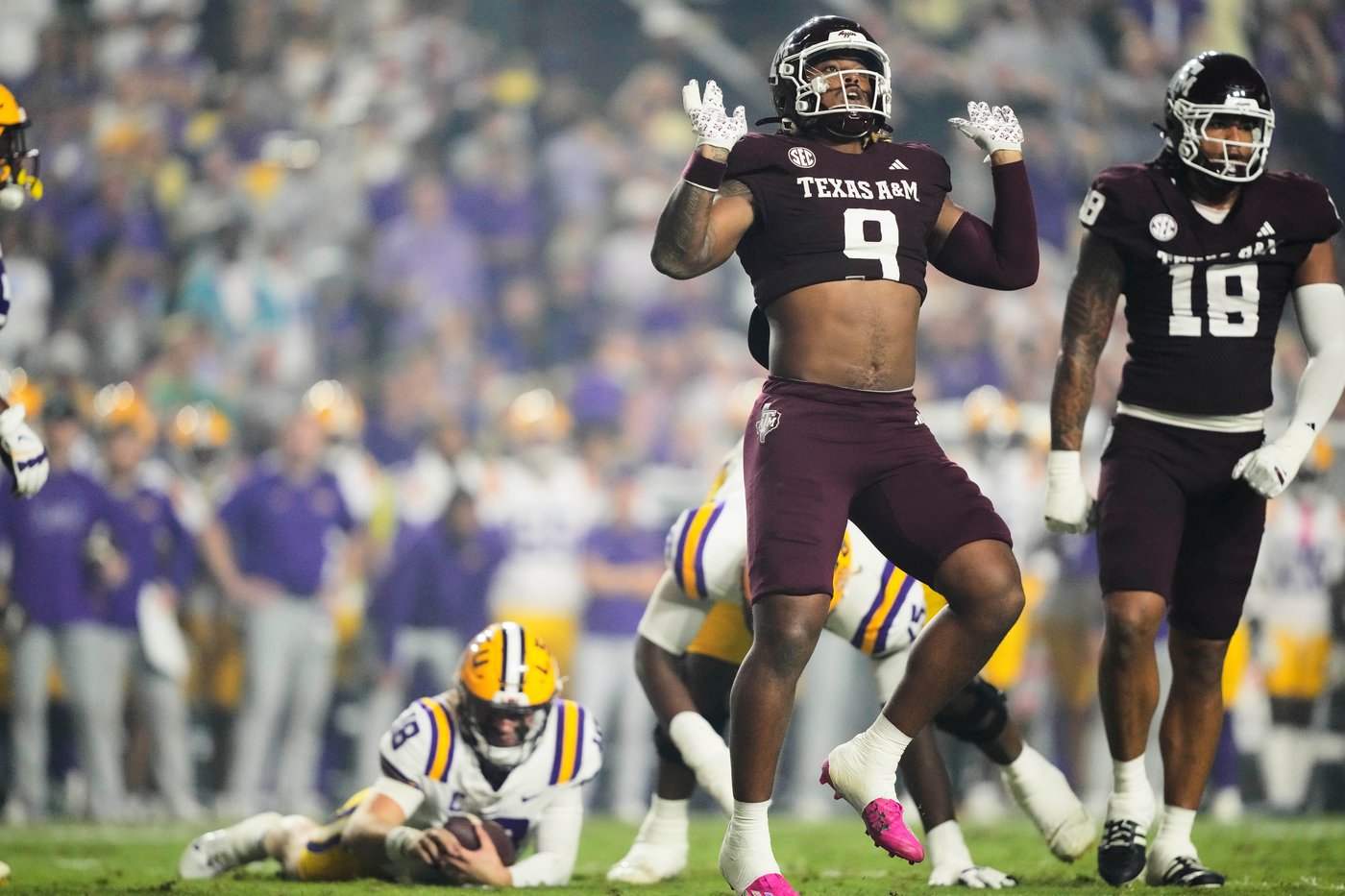 Reed produces 4 TDs and No. 3 Texas A&M races away from No. 20 LSU, 49-25 | iNFOnews.ca Reed produces 4 TDs and No. 3 Texas A&M races away from No. 20 LSU, 49-25 | iNFOnews.ca