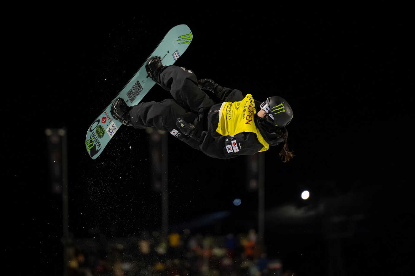 James retains his Laax halfpipe title with eye on gold at Winter Olympics | iNFOnews.ca