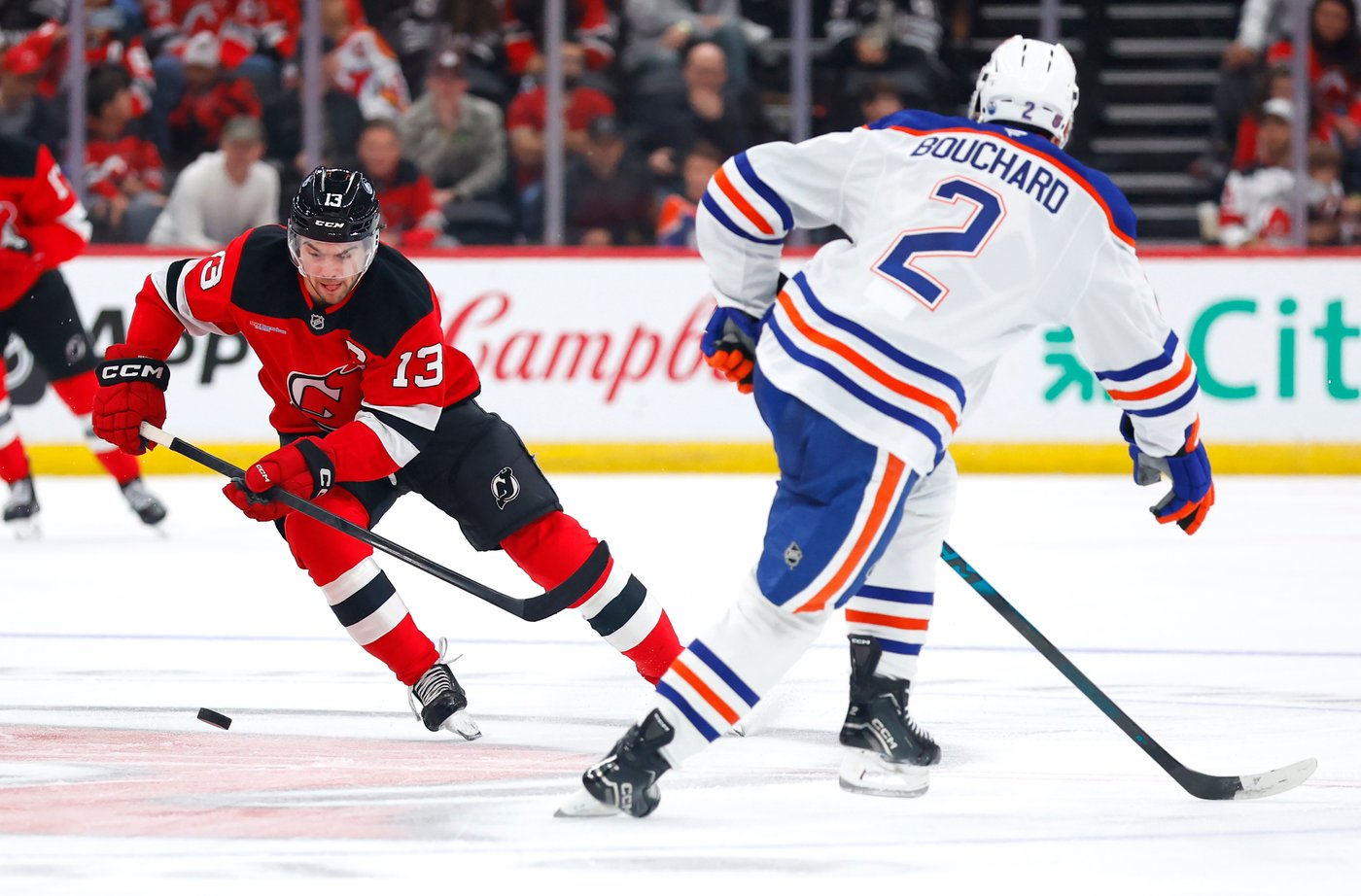 Jack Hughes scores 2 goals as the Devils win their 4th in a row by beating the Oilers 5-3 | iNFOnews.ca Jack Hughes scores 2 goals as the Devils win their 4th in a row by beating the Oilers 5-3 | iNFOnews.ca