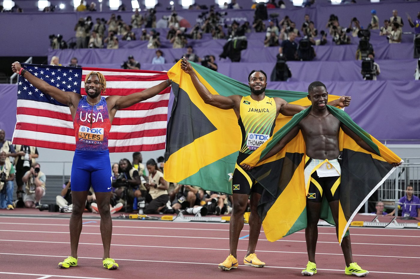 American Jefferson-Wooden and Jamaica's Seville win 100s at worlds; Sha'carri finishes fifth | iNFOnews.ca American Jefferson-Wooden and Jamaica's Seville win 100s at worlds; Sha'carri finishes fifth | iNFOnews.ca